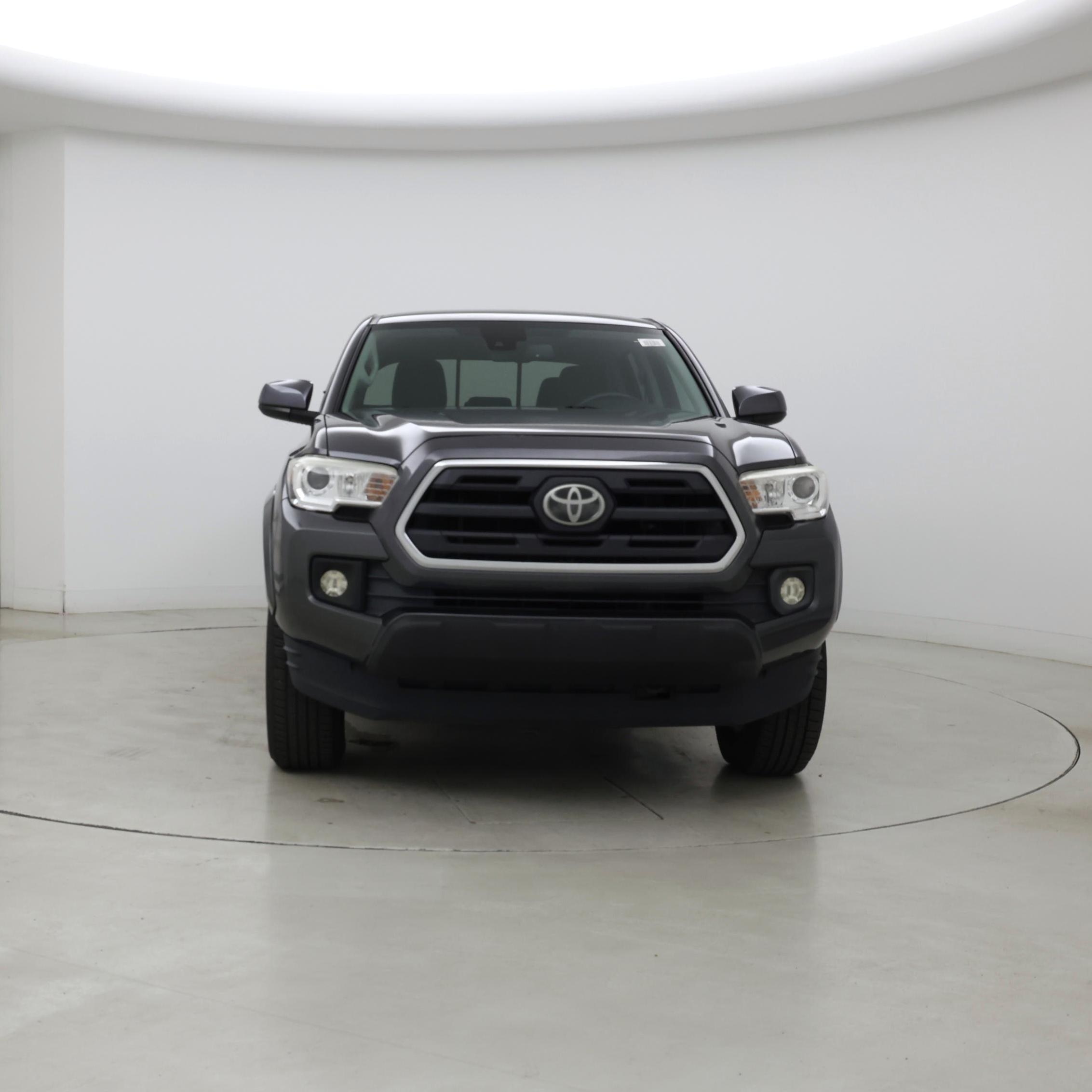 Thumbnail: 2019 Toyota Tacoma - 5
