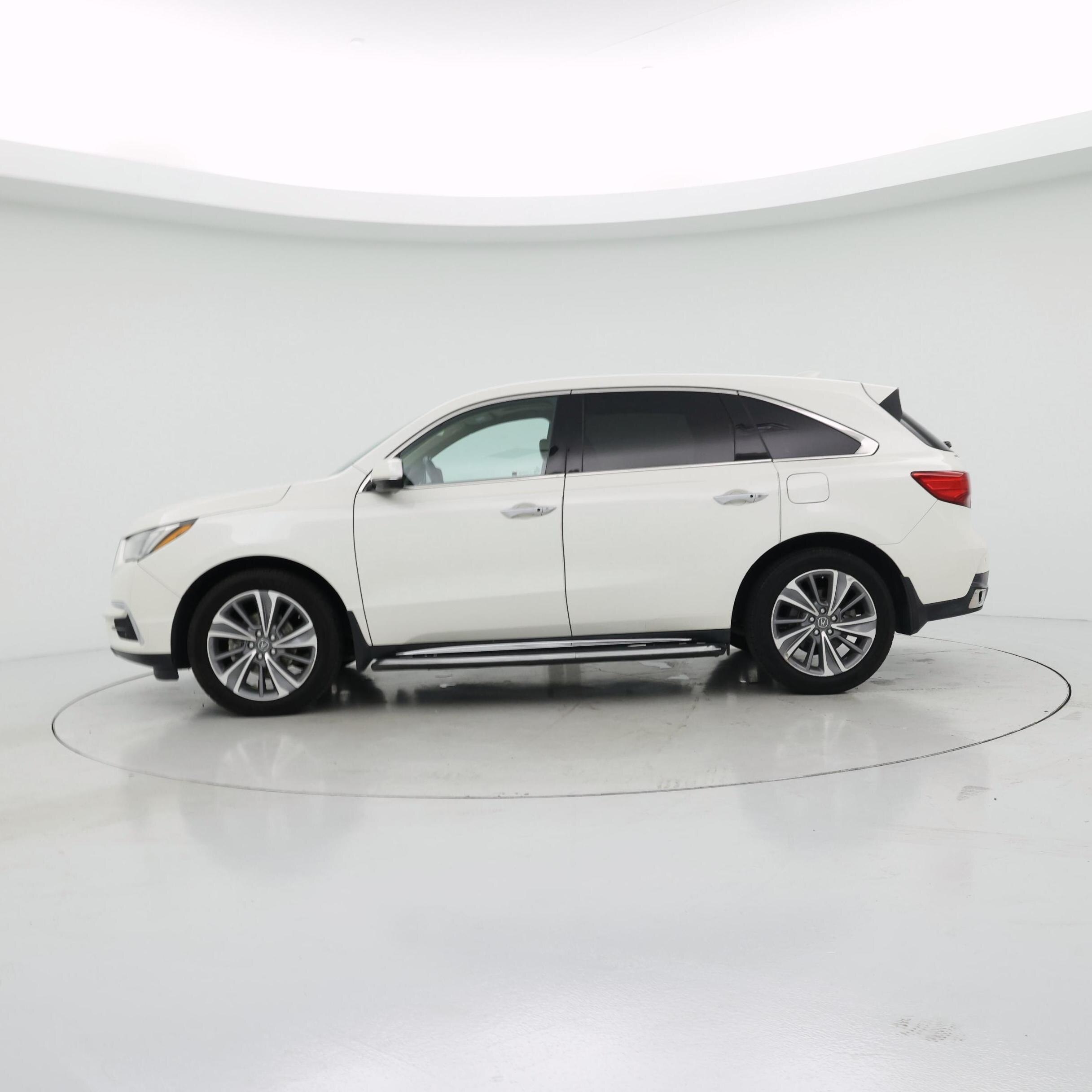 Thumbnail: 2017 Acura MDX - 3