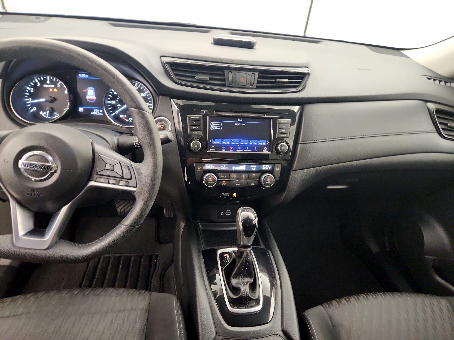 Thumbnail: 2019 Nissan Rogue - 9