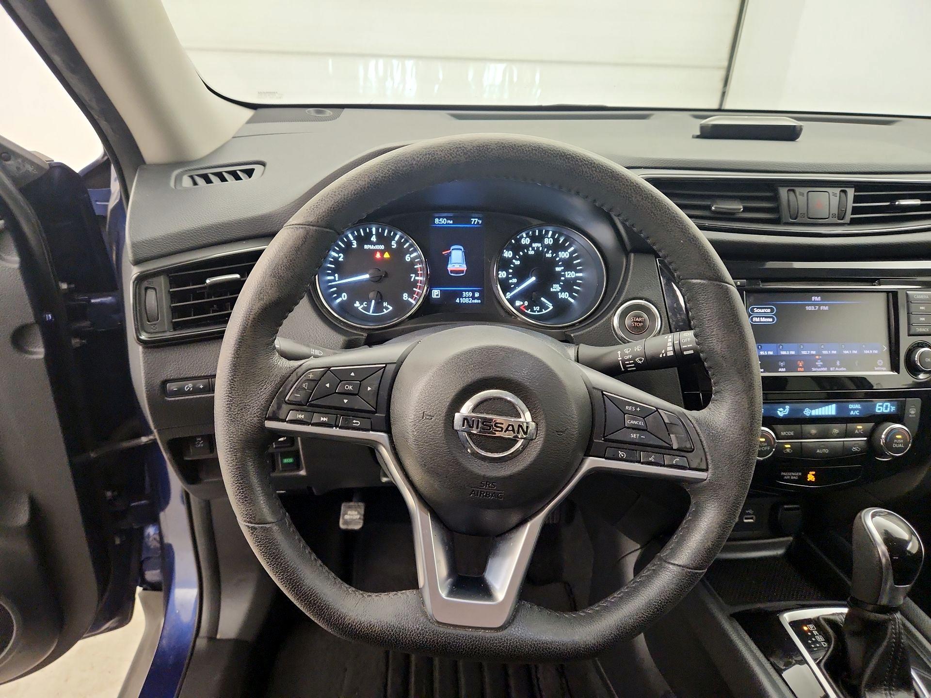 Thumbnail: 2019 Nissan Rogue - 10