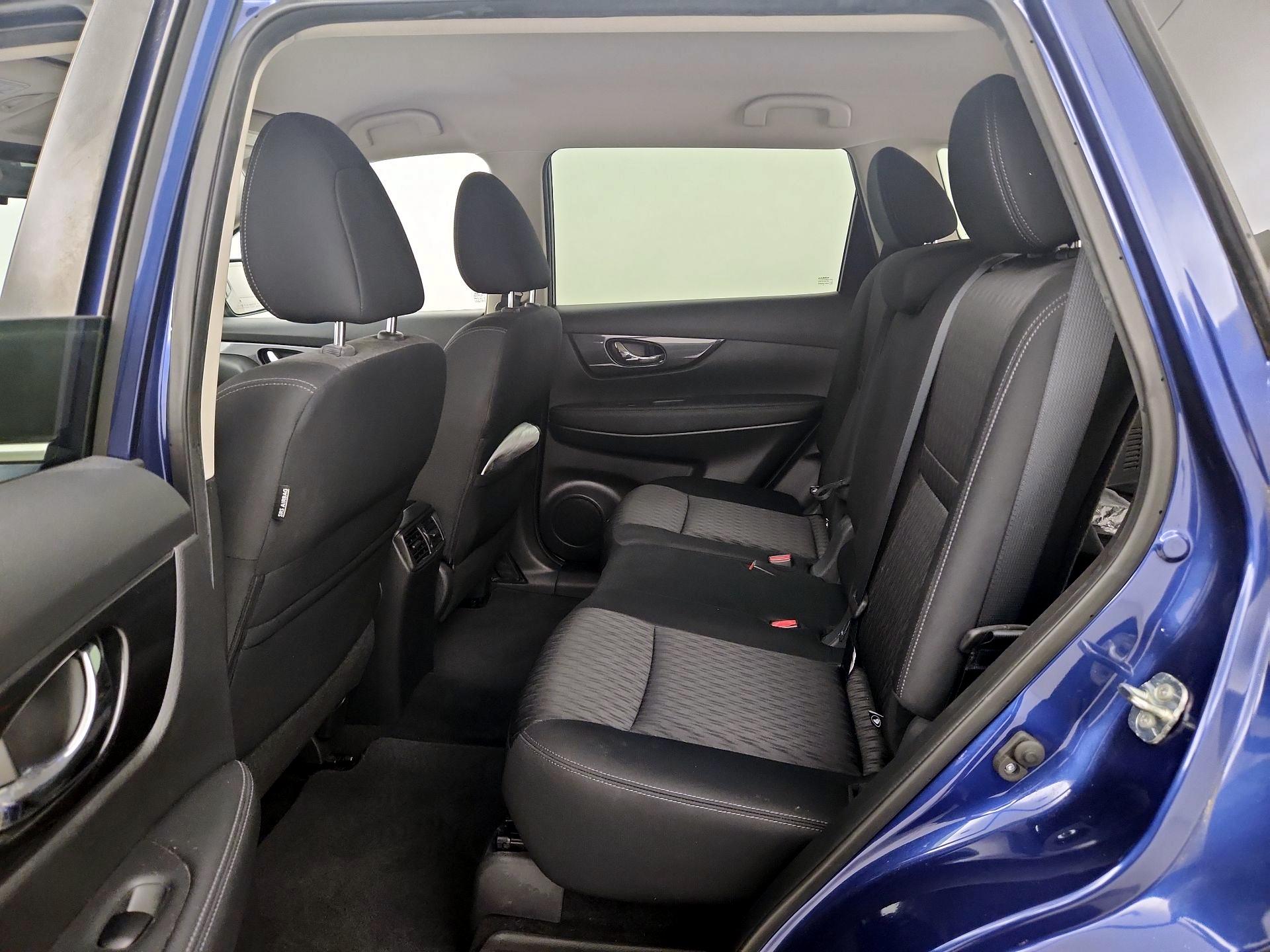Thumbnail: 2019 Nissan Rogue - 19