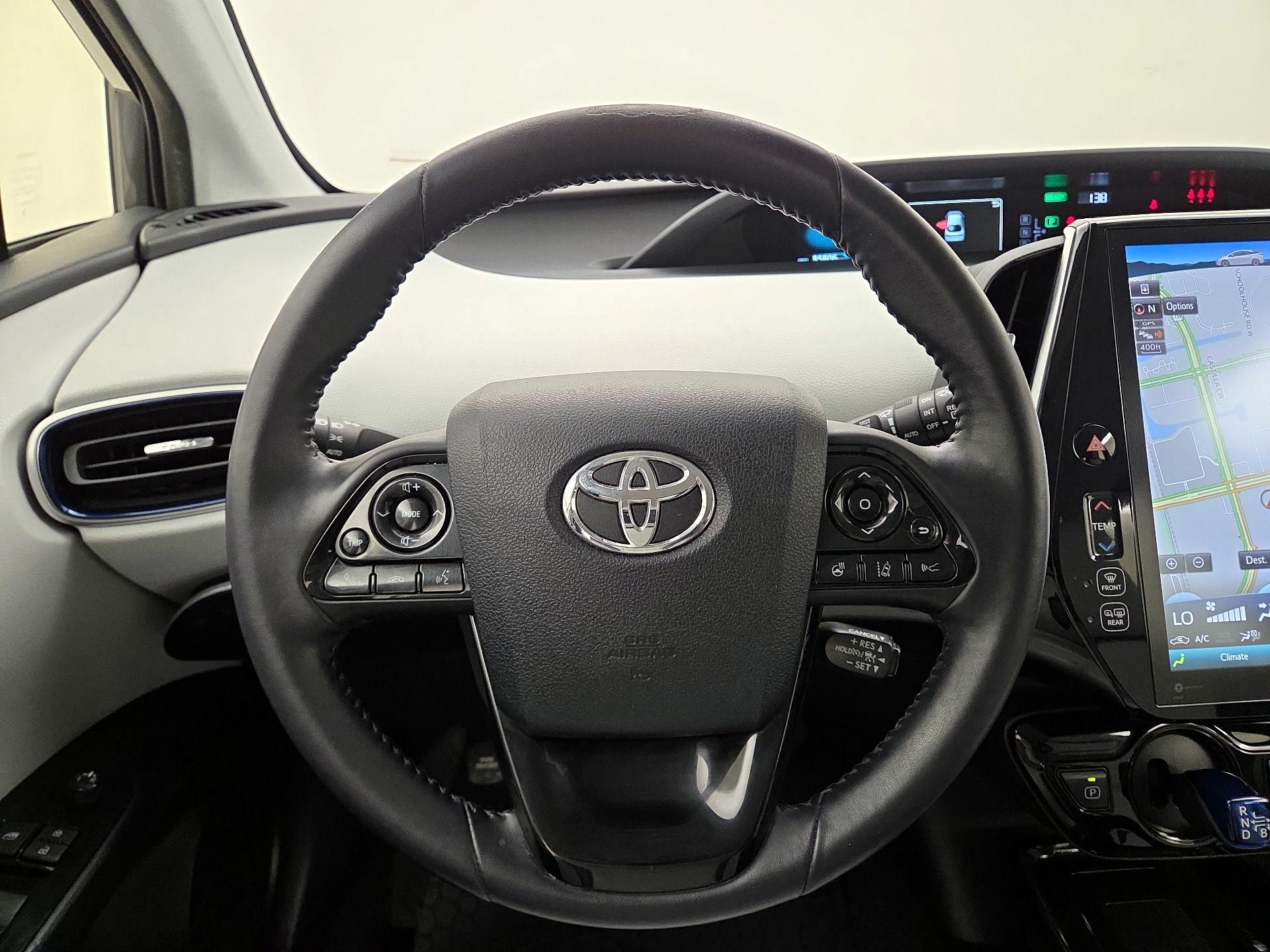 Thumbnail: 2020 Toyota Prius - 10