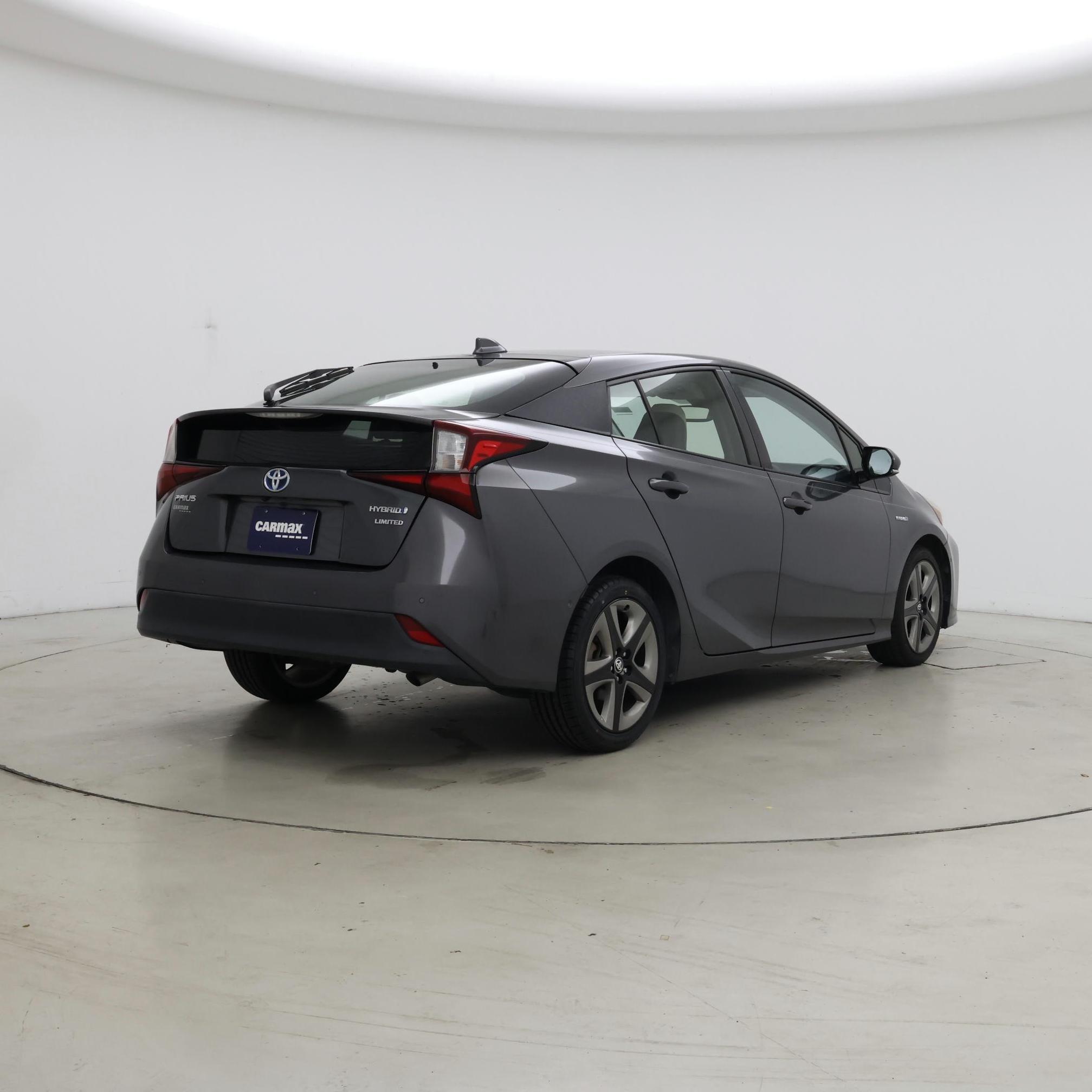 Thumbnail: 2020 Toyota Prius - 8
