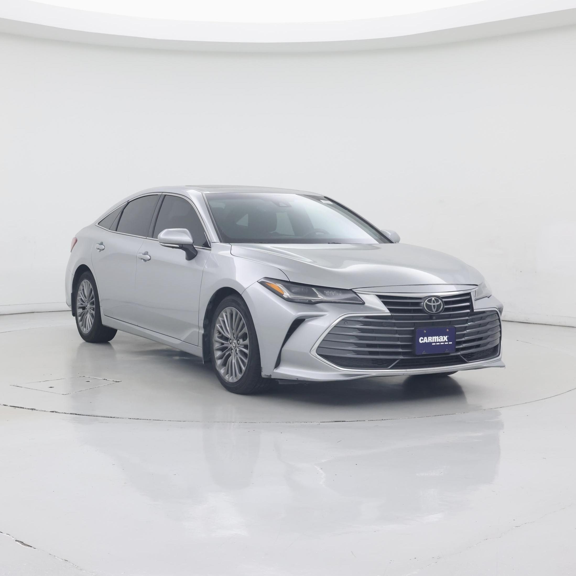 Silver 2021 Toyota Avalon Sedan Front-Wheel Drive Automatic