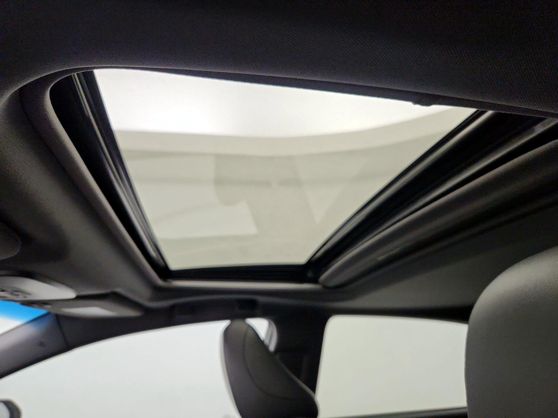 Thumbnail: 2021 Toyota Avalon - 20