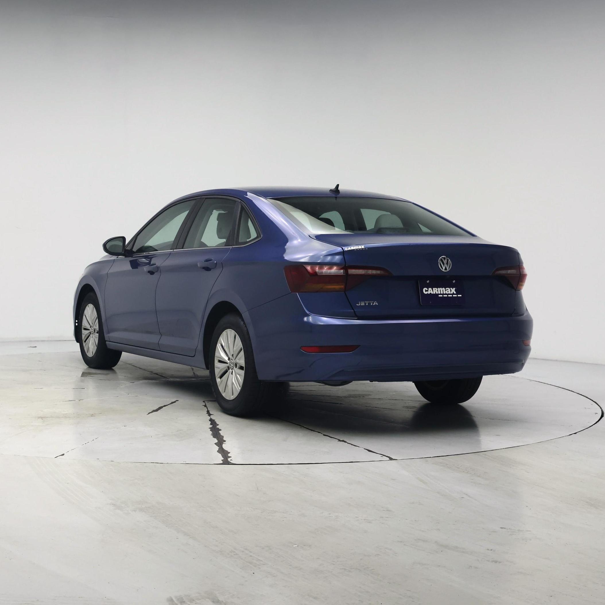 Thumbnail: 2019 Volkswagen Jetta - 2