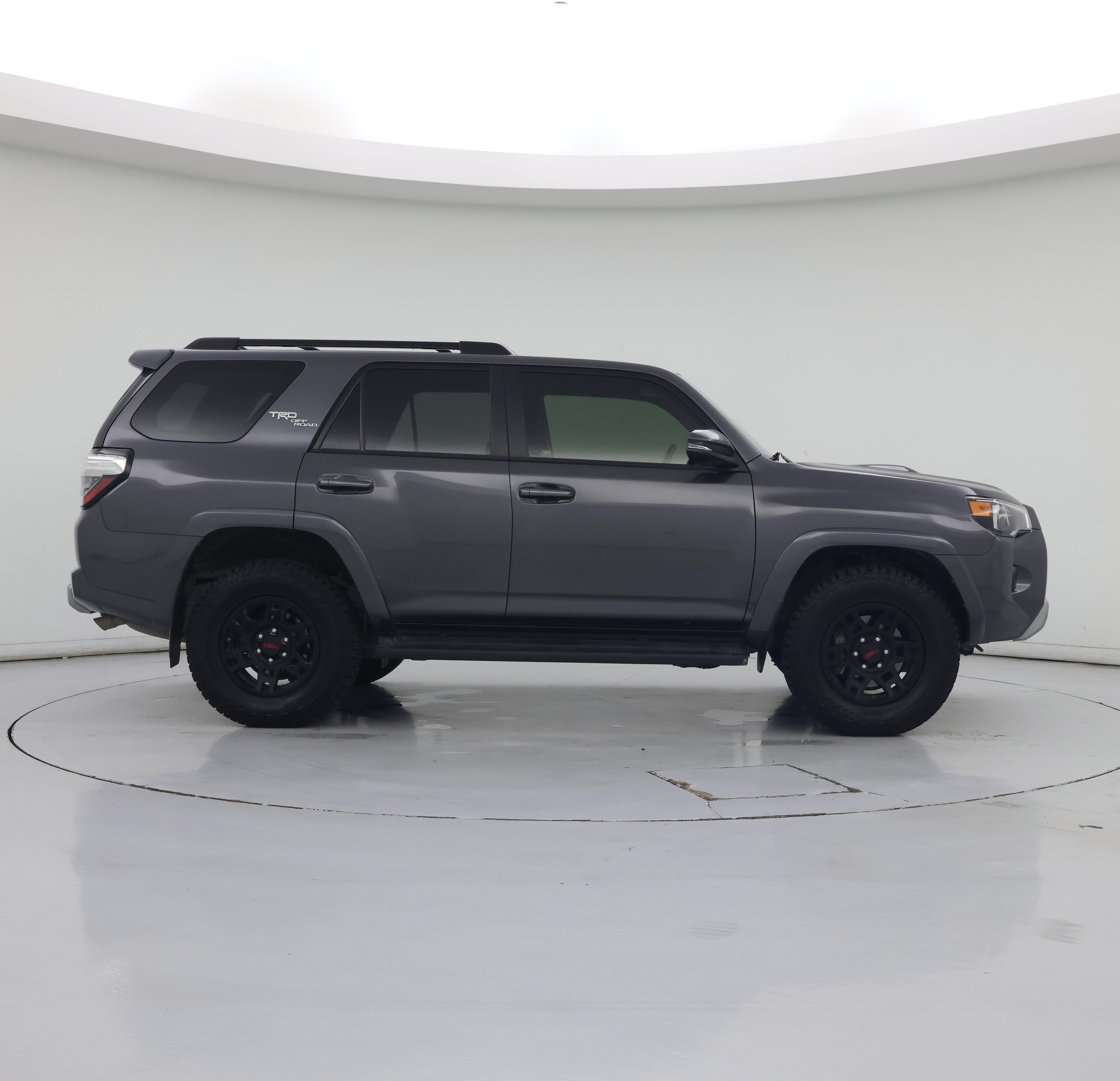 Thumbnail: 2020 Toyota 4Runner - 7