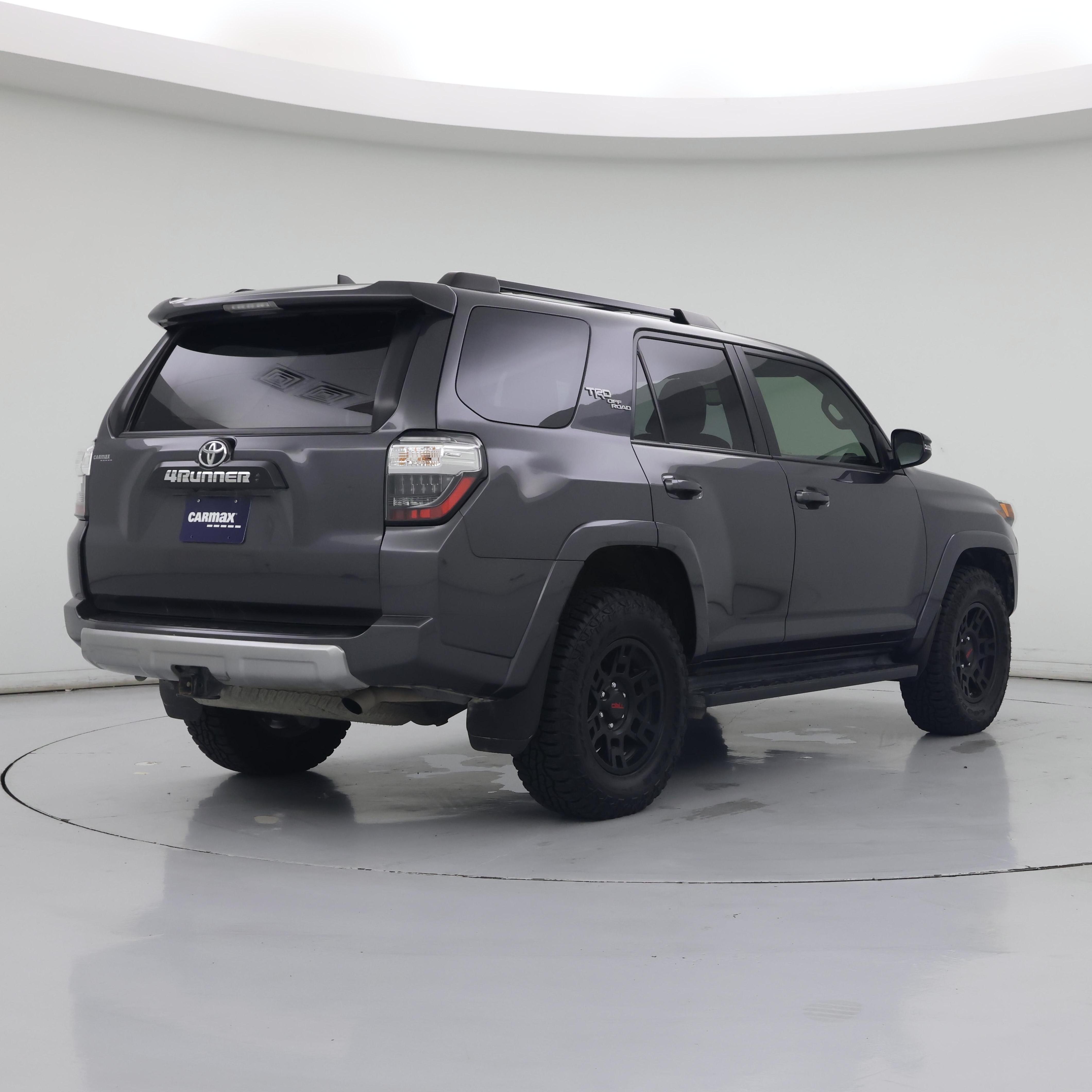 Thumbnail: 2020 Toyota 4Runner - 8
