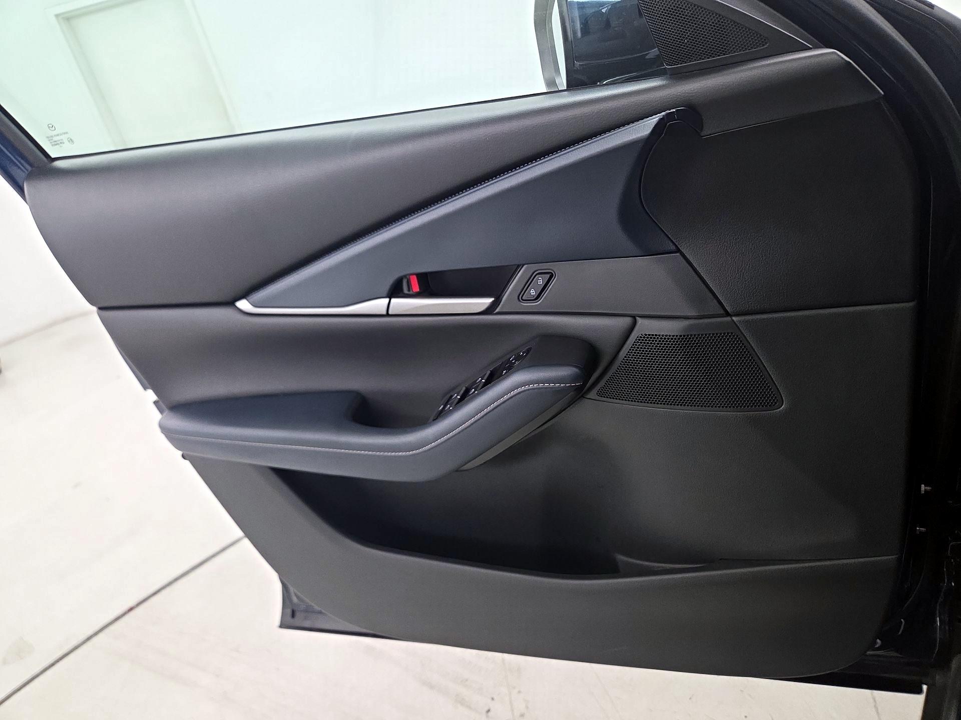 Thumbnail: 2021 Mazda CX-30 - 12
