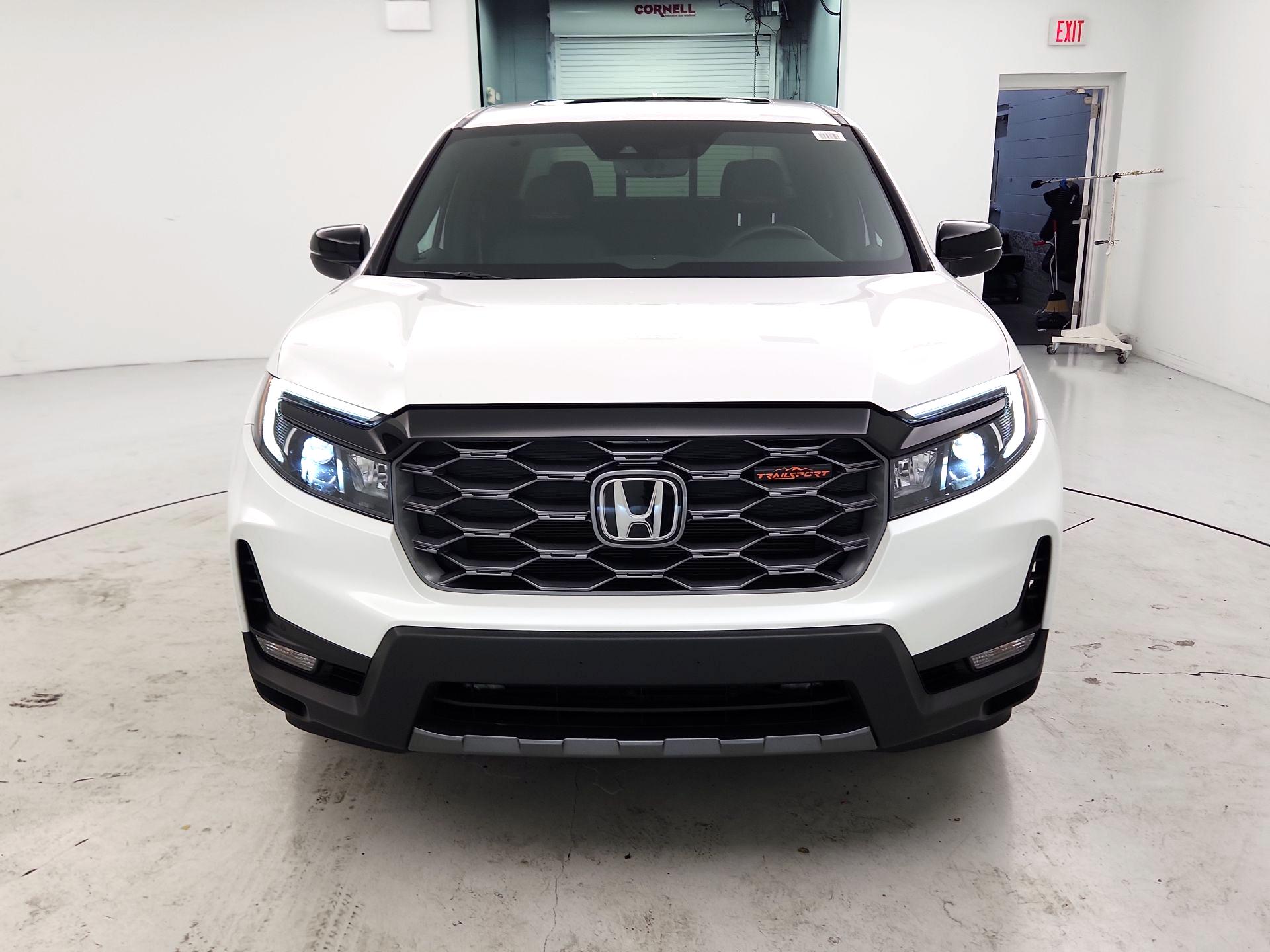 Thumbnail: 2025 Honda Ridgeline - 2