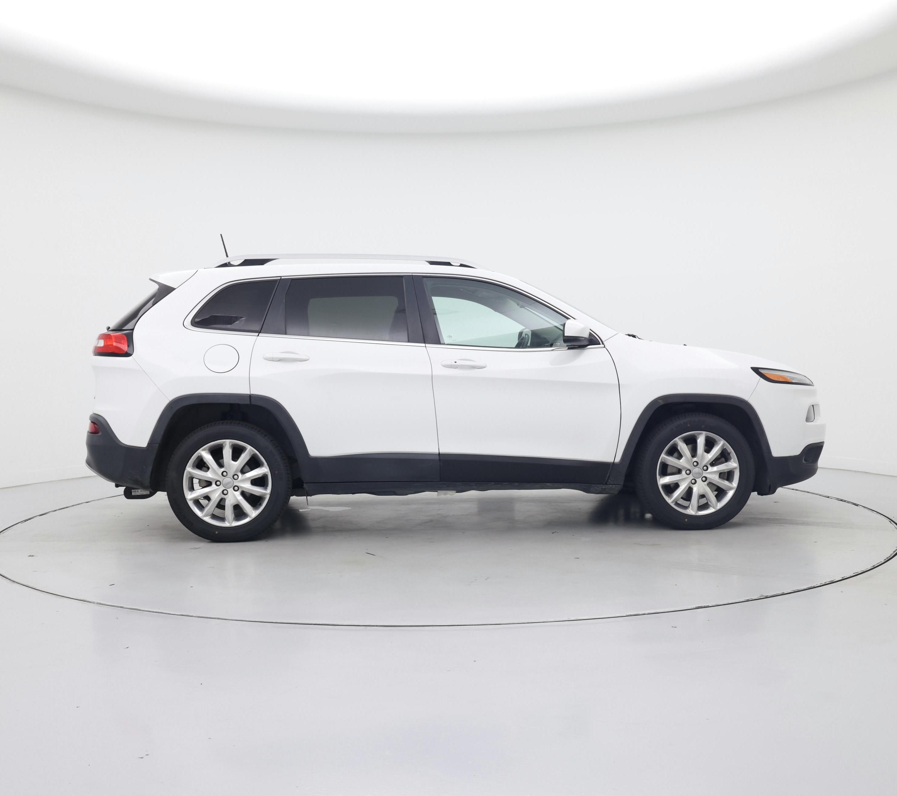 Thumbnail: 2017 Jeep Cherokee - 7