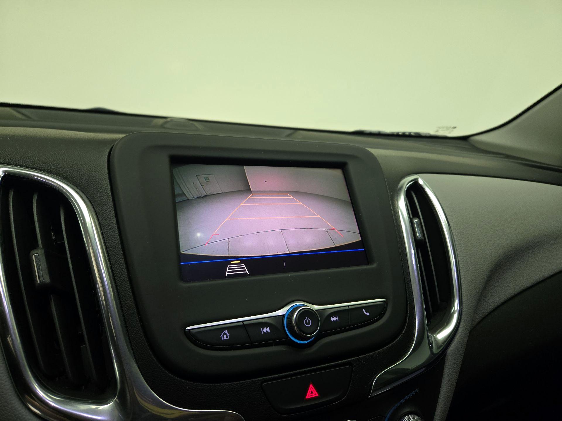 Thumbnail: 2020 Chevrolet Equinox - 14