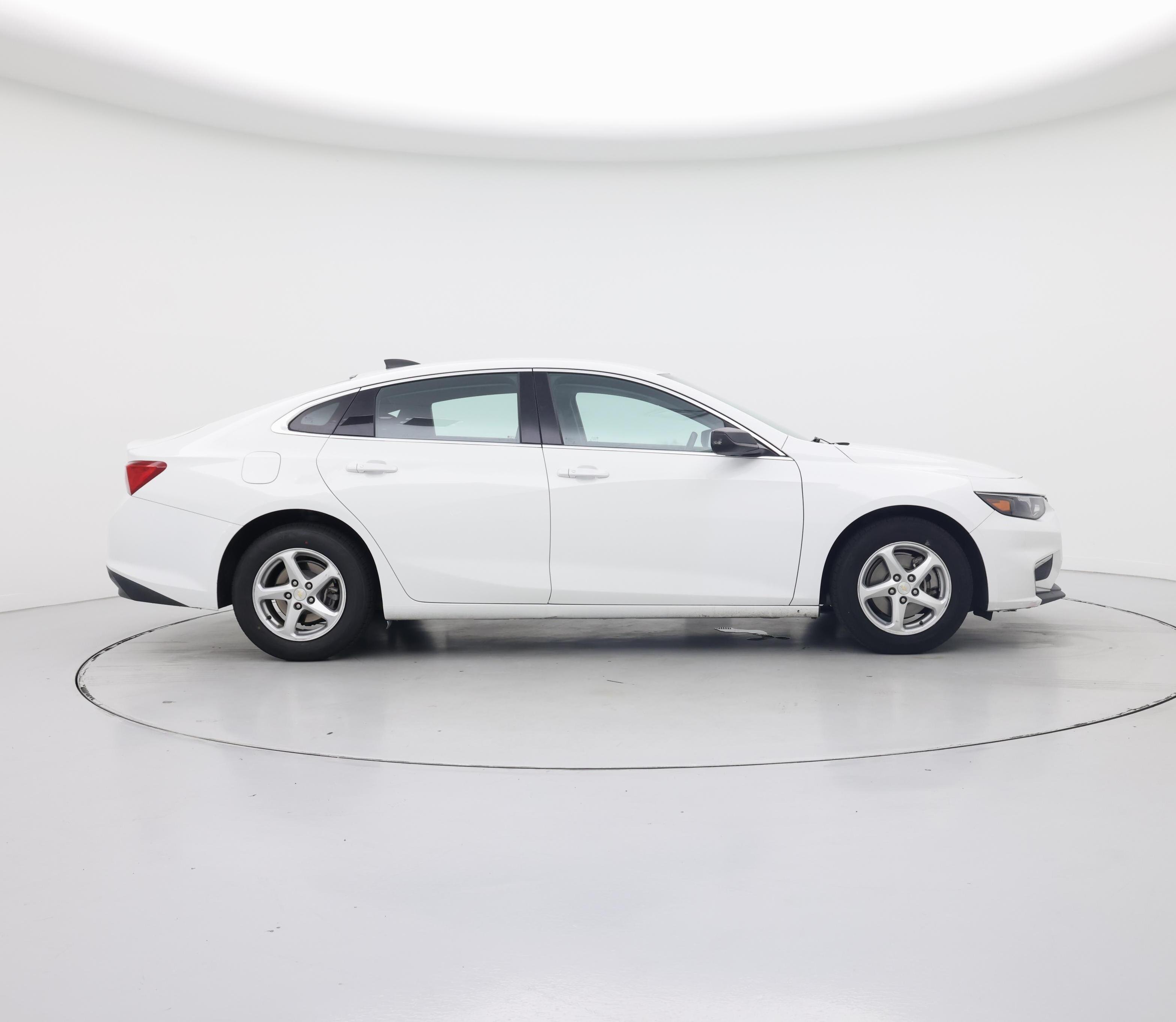 Thumbnail: 2017 Chevrolet Malibu - 7