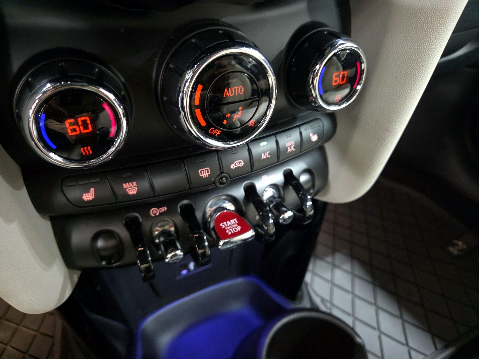 Thumbnail: 2023 MINI Cooper Hardtop - 16