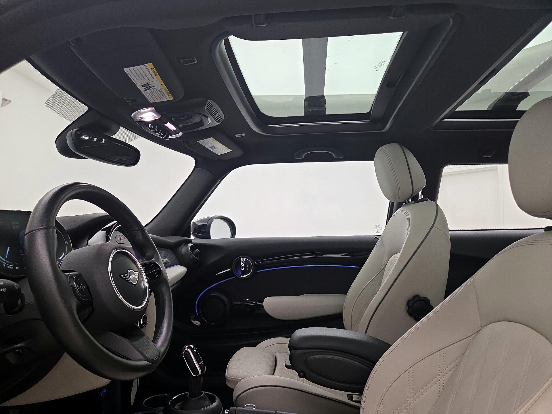 Thumbnail: 2023 MINI Cooper Hardtop - 19