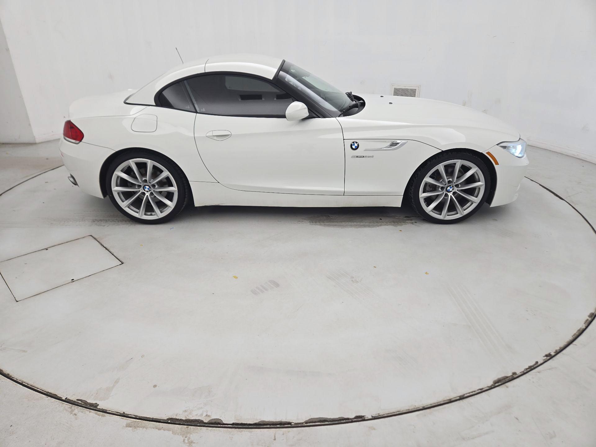 Thumbnail: 2015 BMW Z4 - 4