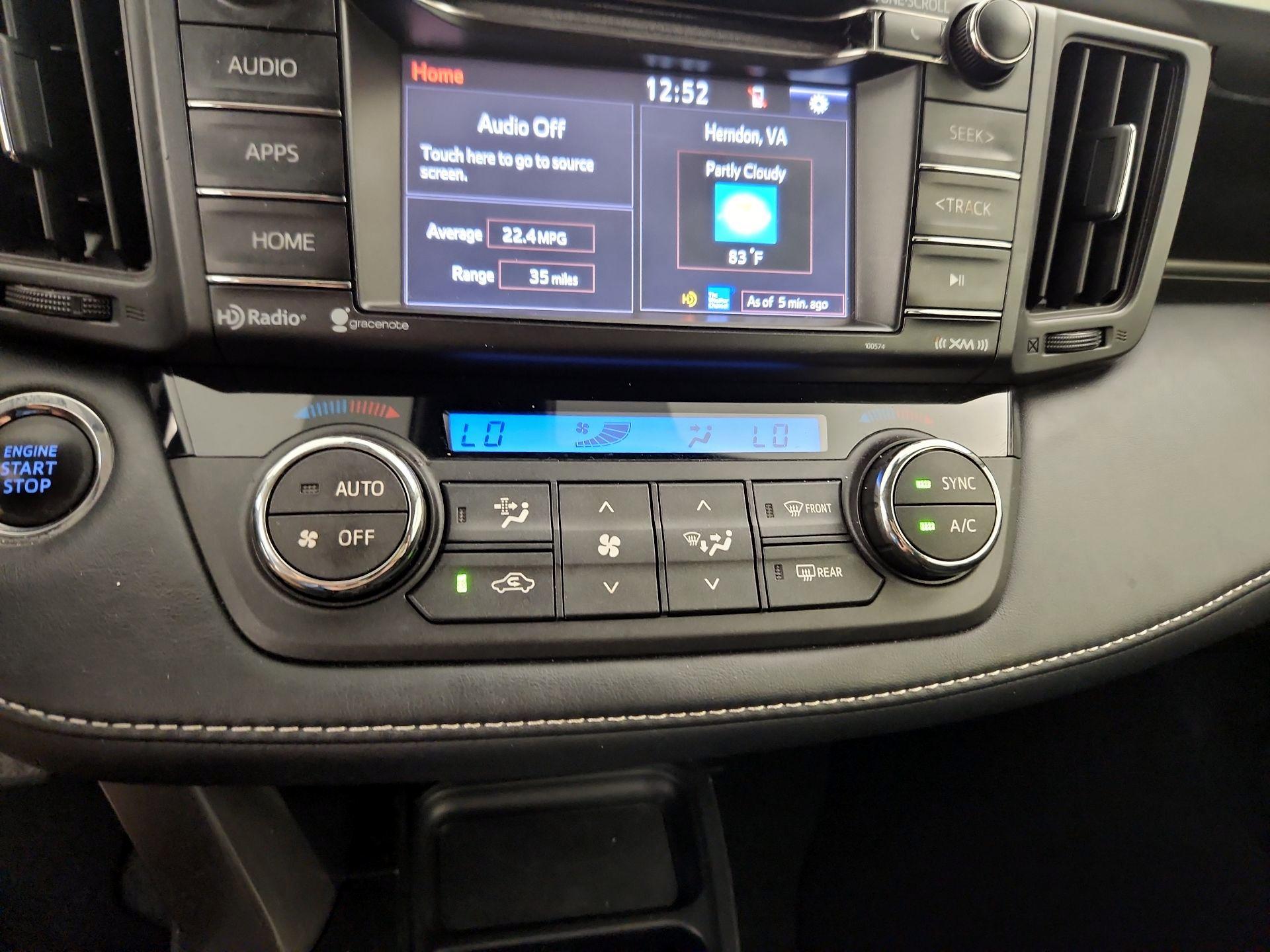 Thumbnail: 2018 Toyota RAV4 - 16