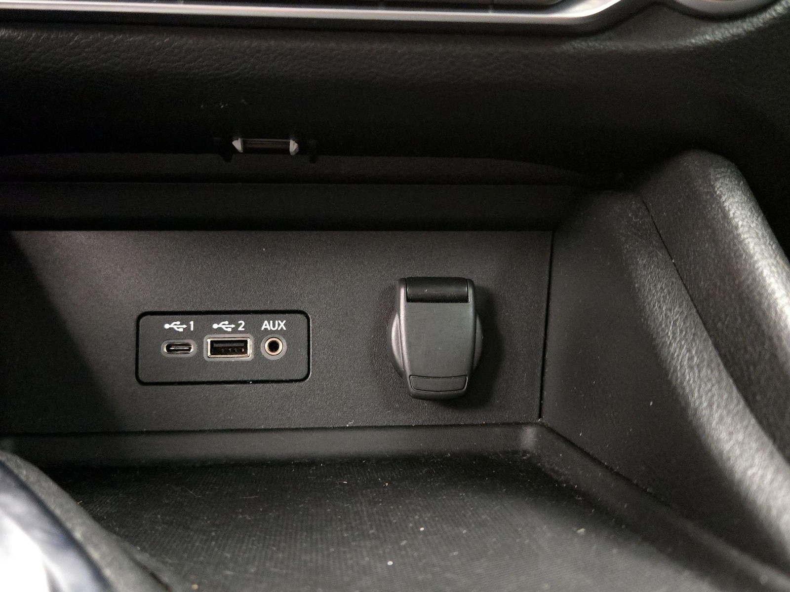 2021 Nissan Sentra SV - Photo 19