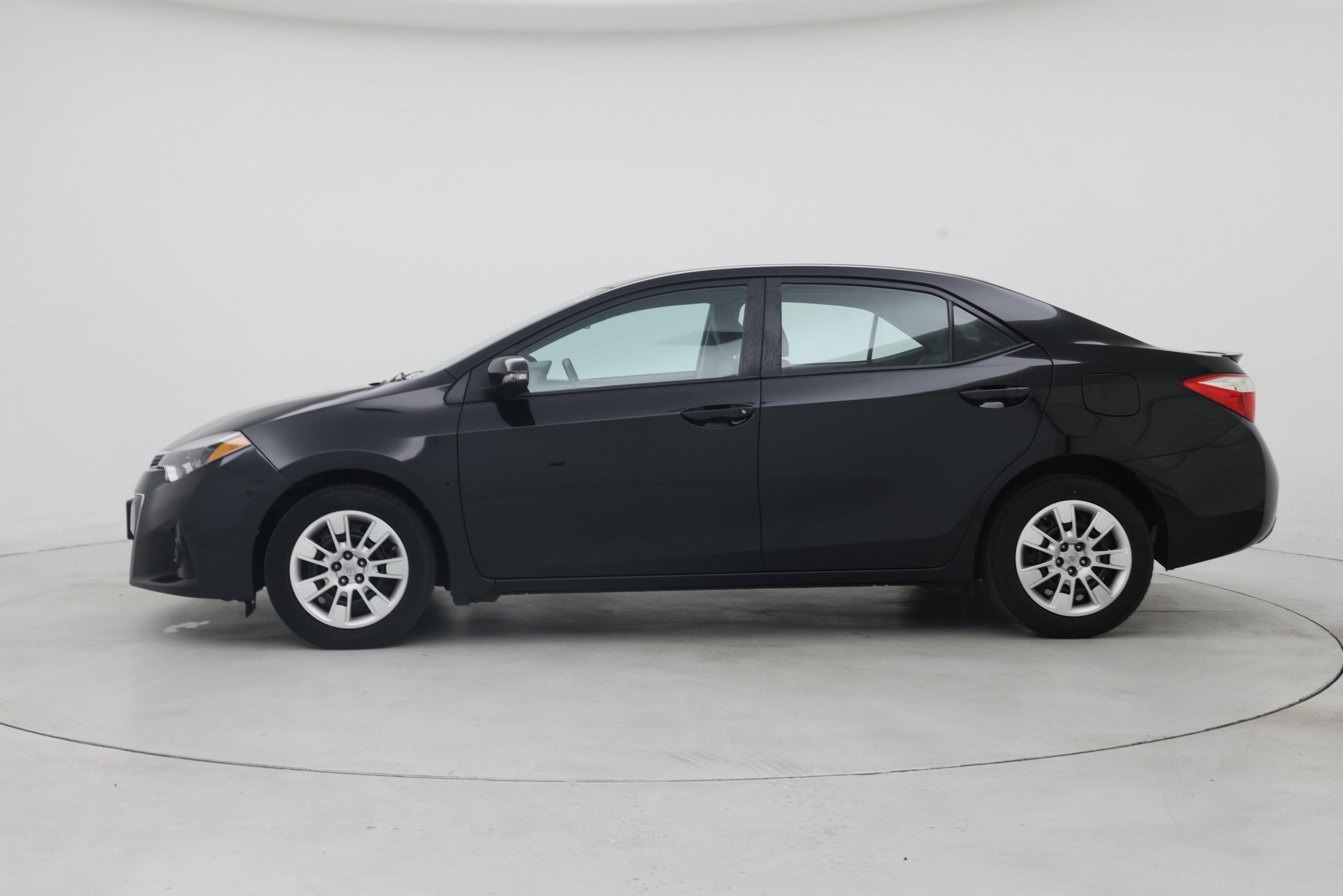 Thumbnail: 2015 Toyota Corolla - 3