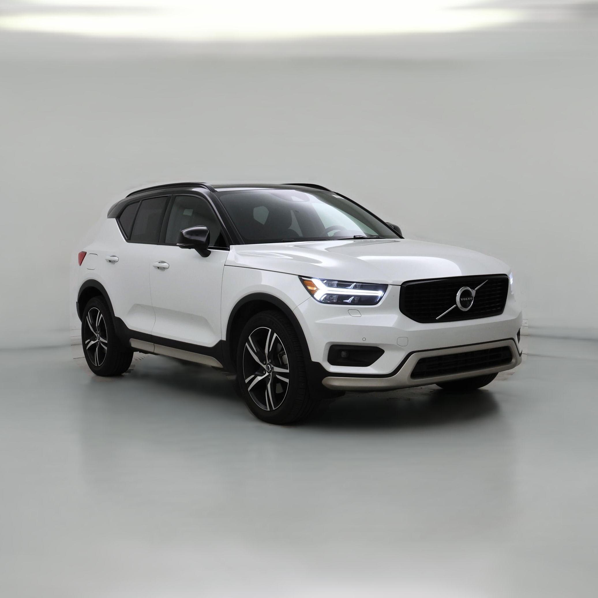 Thumbnail: 2021 Volvo XC40 - 1