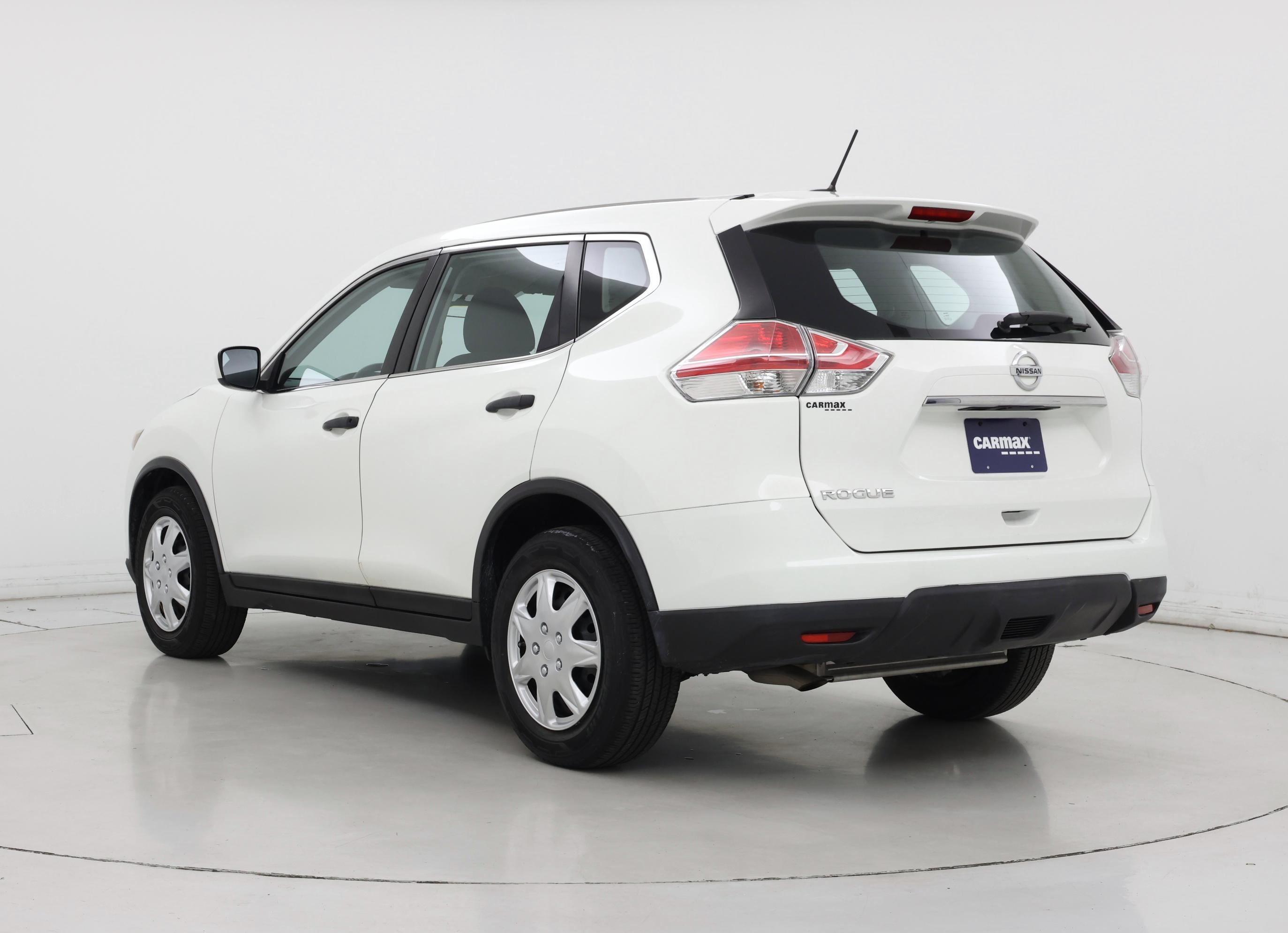 Thumbnail: 2016 Nissan Rogue - 2