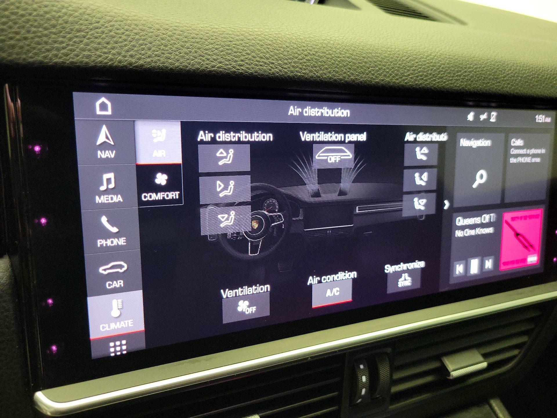 Thumbnail: 2019 Porsche Cayenne - 17