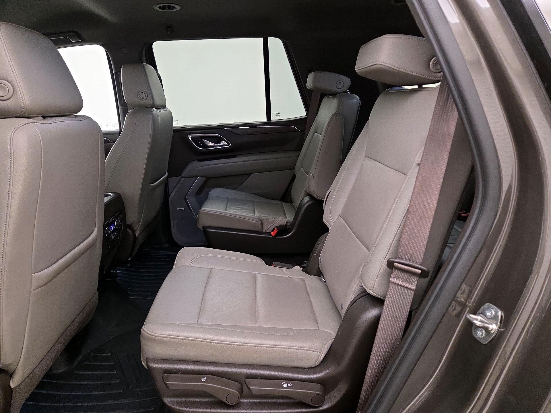 Thumbnail: 2021 Chevrolet Tahoe - 19