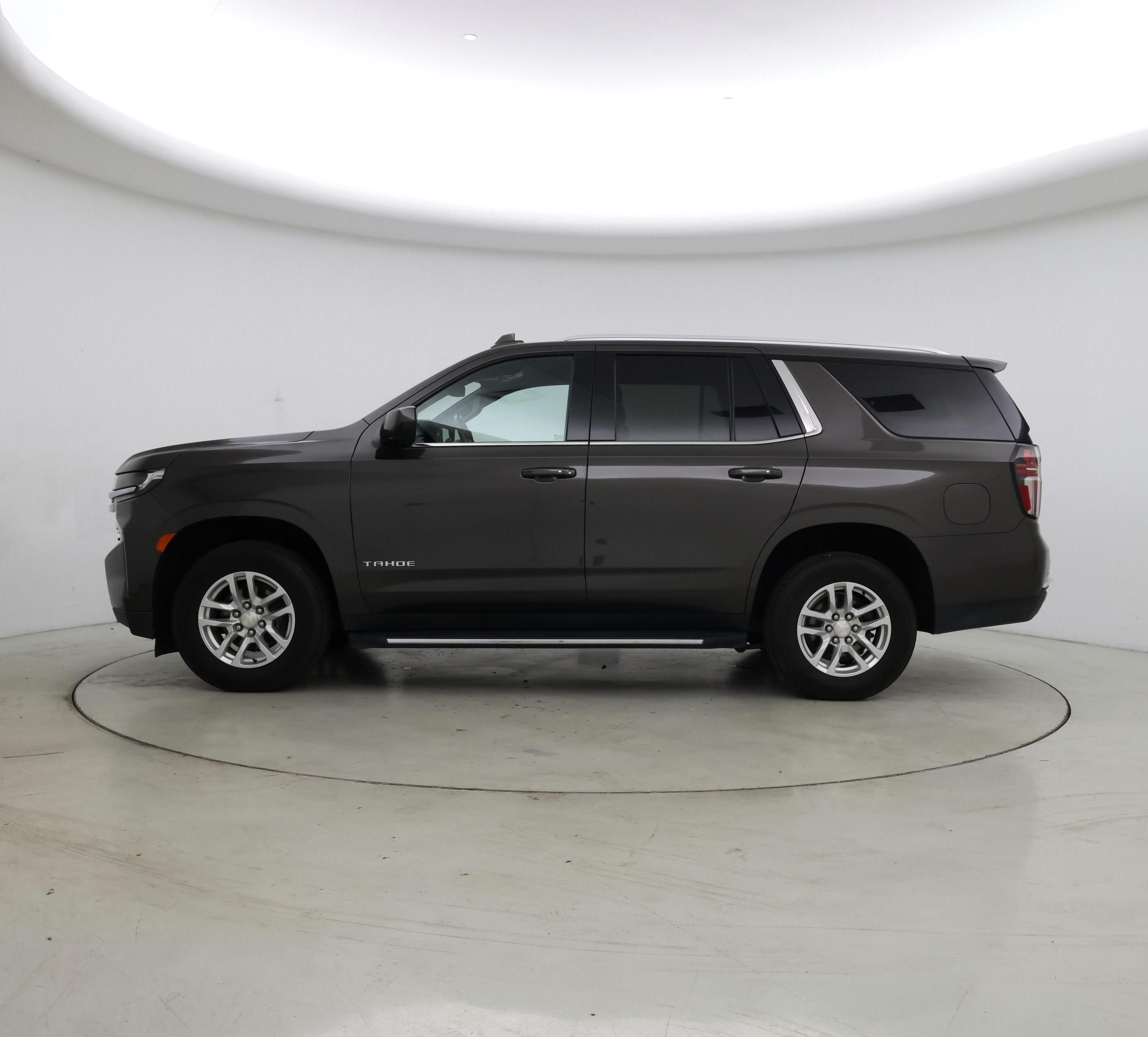 Thumbnail: 2021 Chevrolet Tahoe - 3