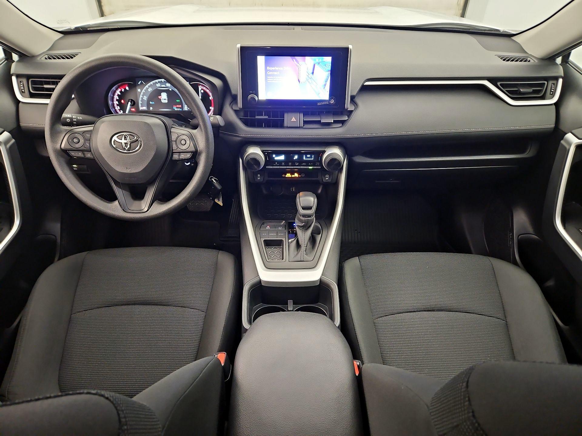 Thumbnail: 2025 Toyota RAV4 - 9