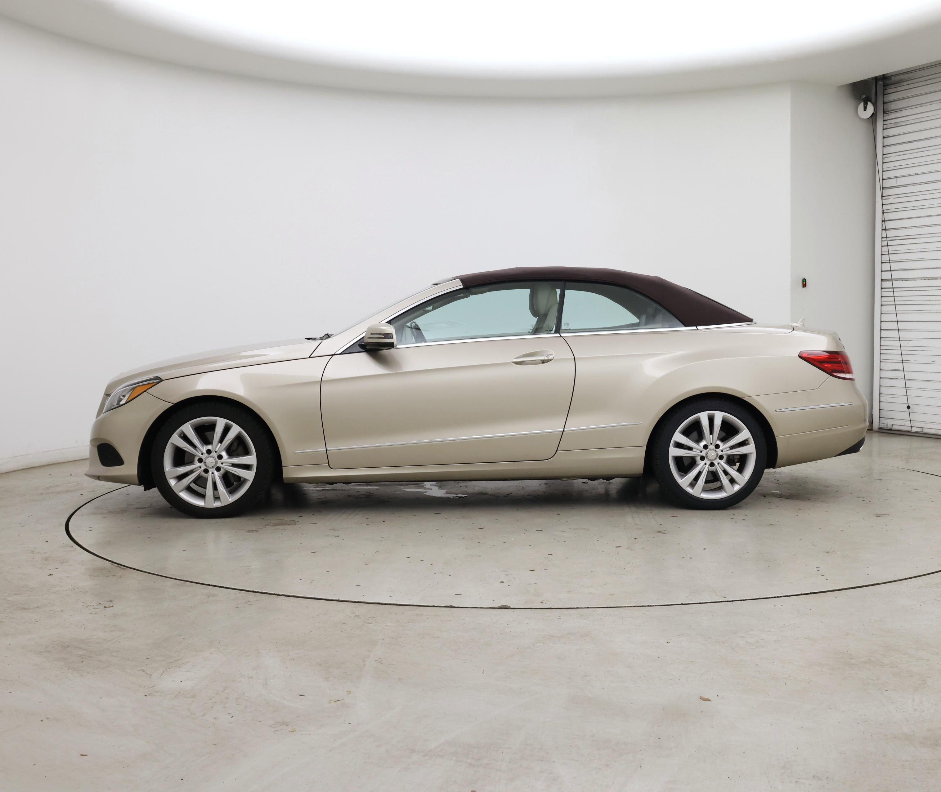 Thumbnail: 2016 Mercedes-Benz E-Class - 3