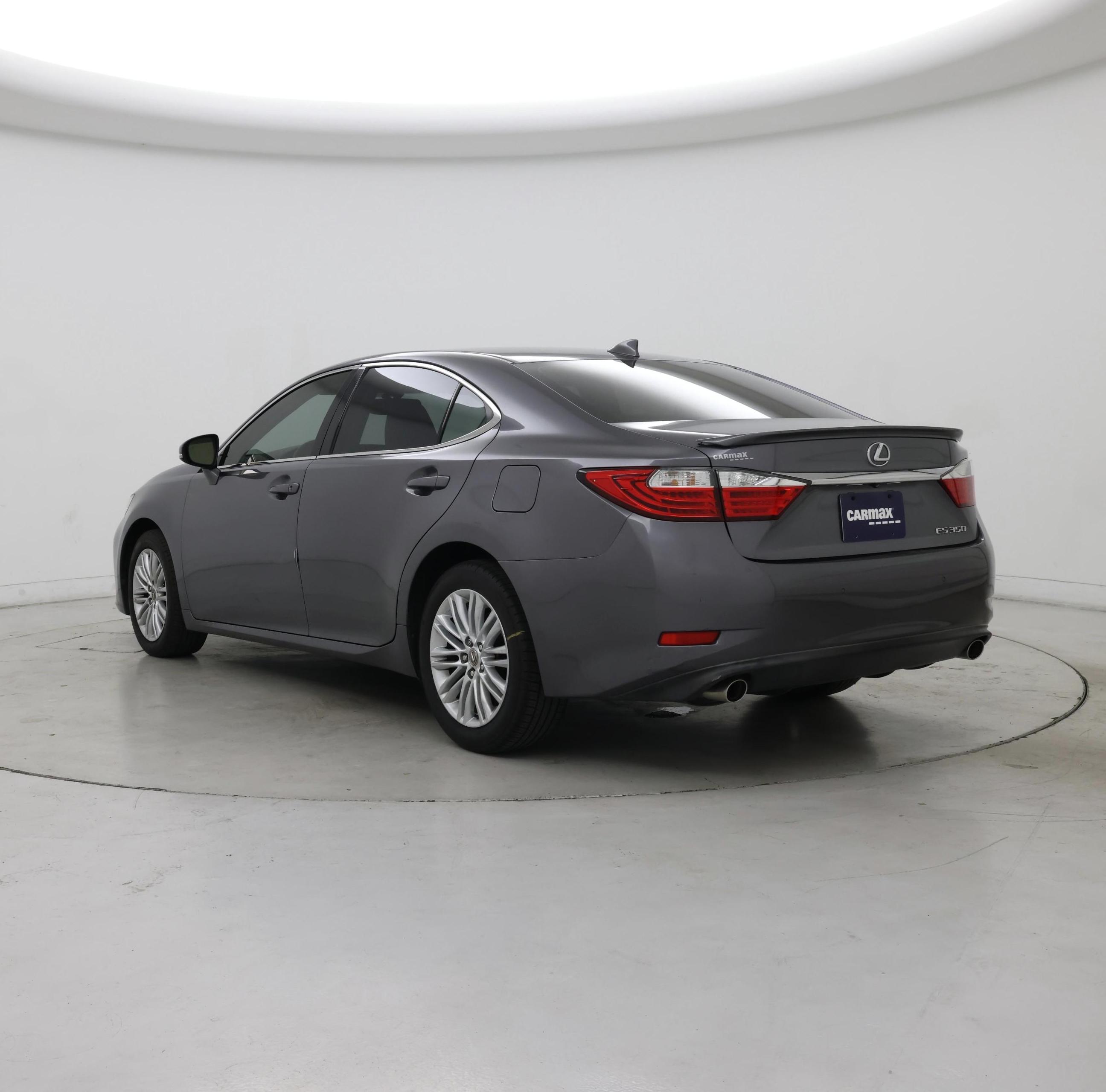 Thumbnail: 2015 Lexus ES - 2