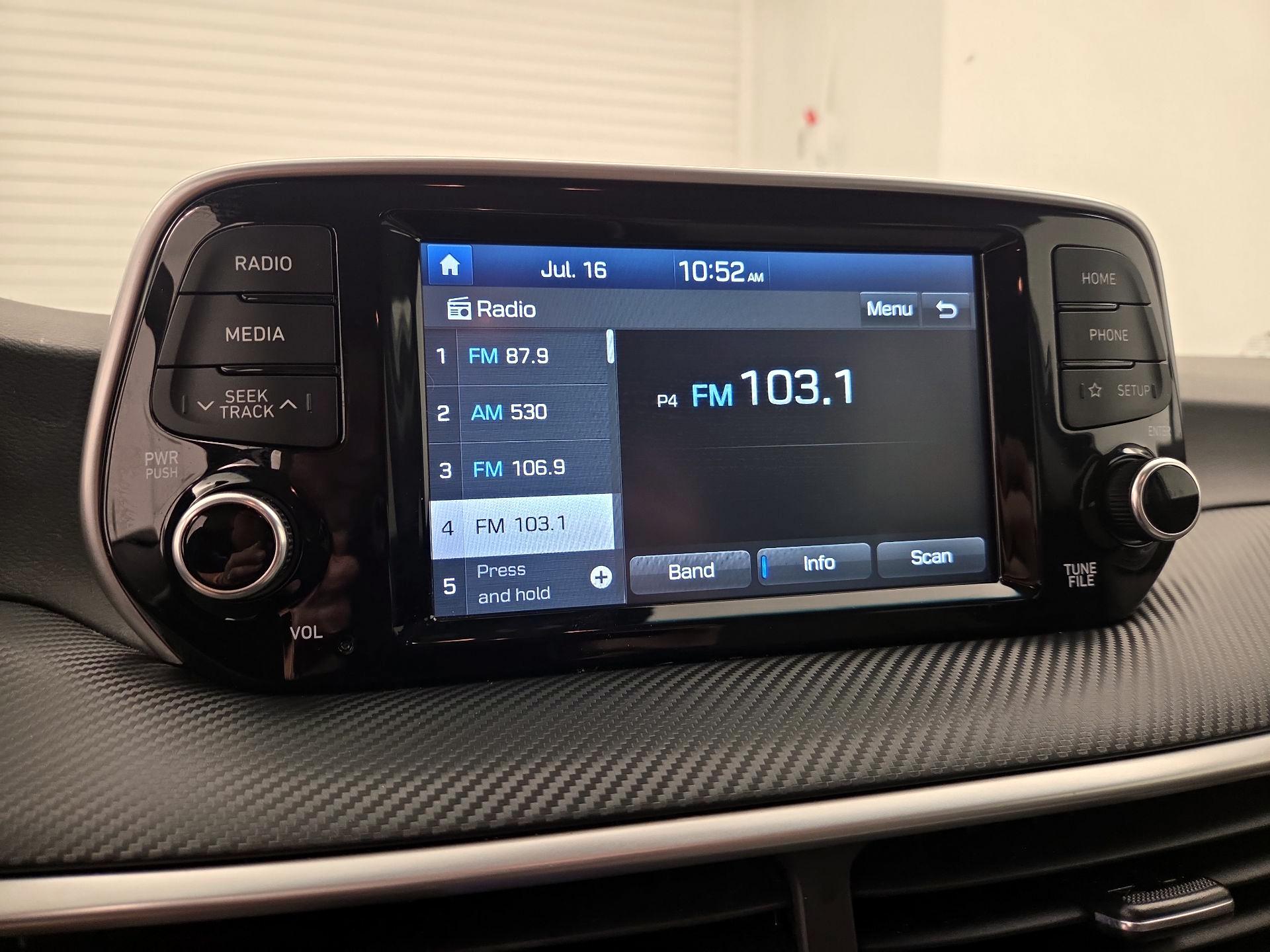 Thumbnail: 2019 Hyundai Tucson - 15