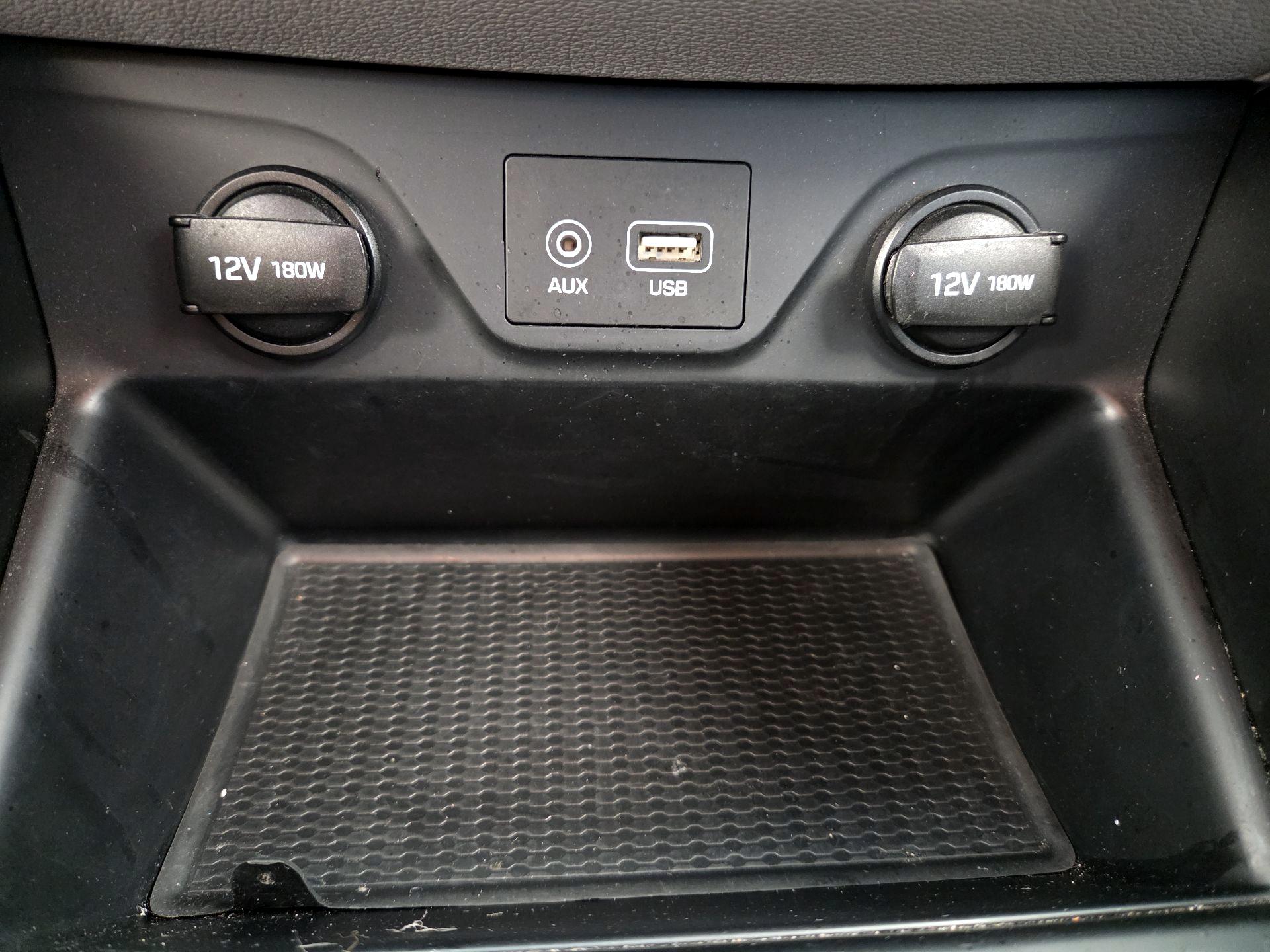 Thumbnail: 2019 Hyundai Tucson - 18