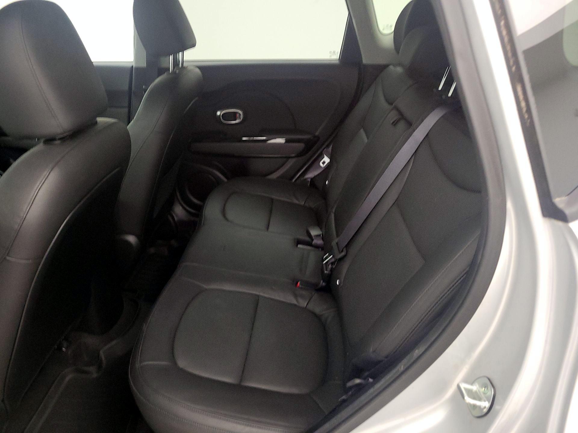 Thumbnail: 2016 Kia Soul - 19