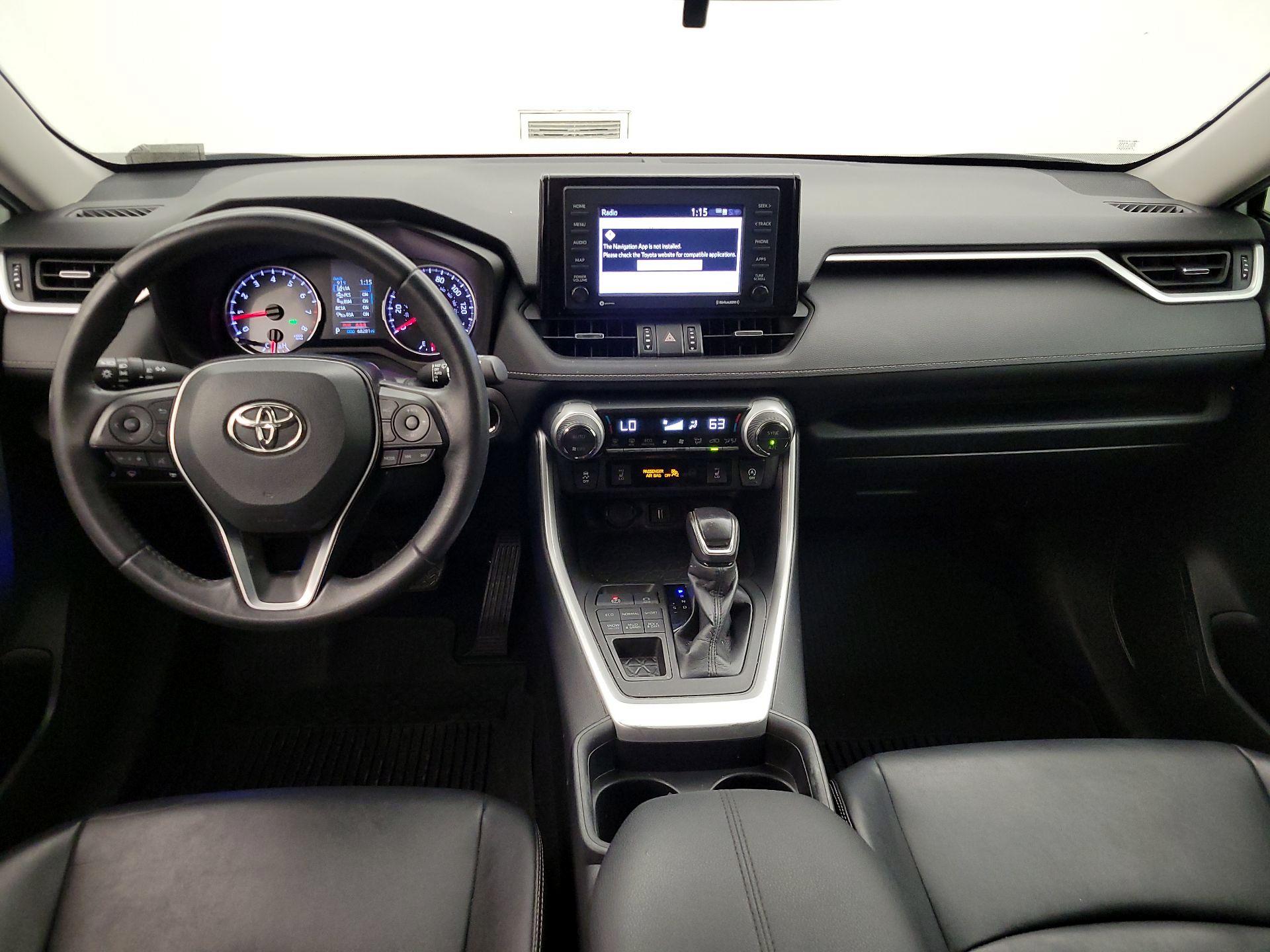 Thumbnail: 2021 Toyota RAV4 - 9