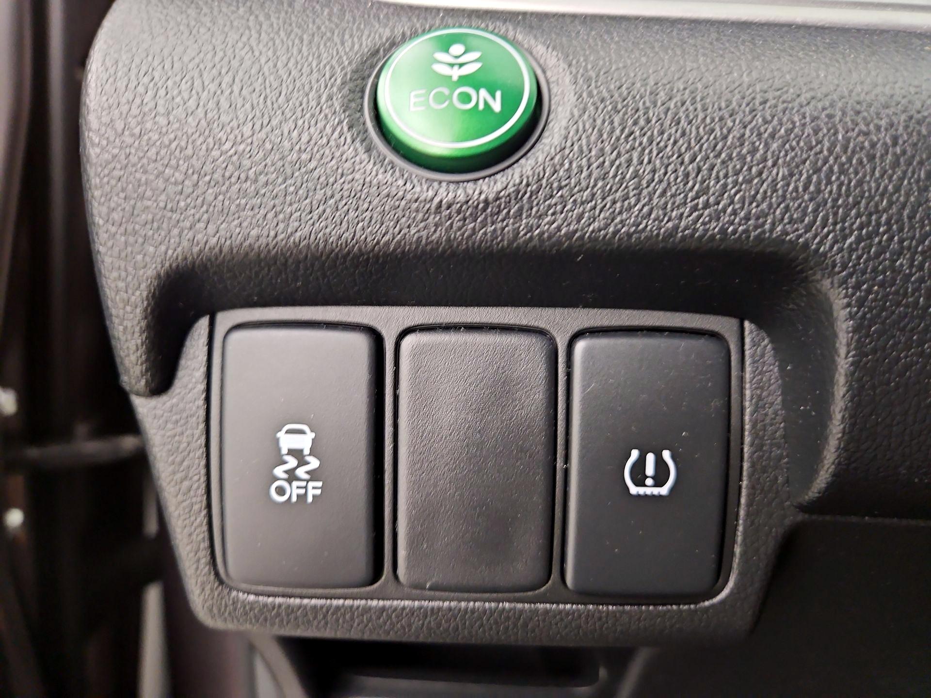Thumbnail: 2016 Honda CR-V - 13