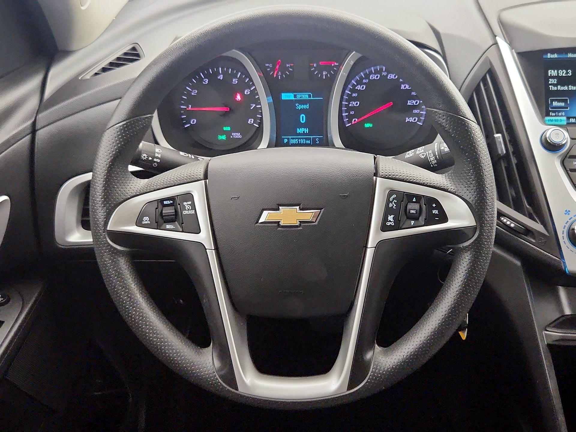 Thumbnail: 2017 Chevrolet Equinox - 10