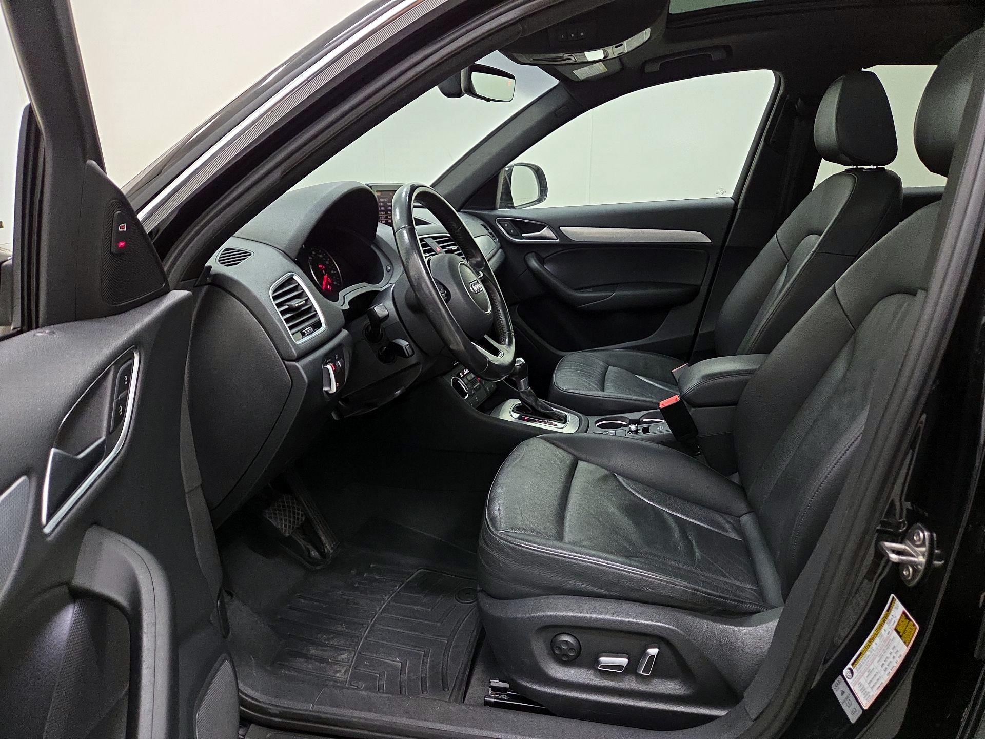 Thumbnail: 2017 Audi Q3 - 11