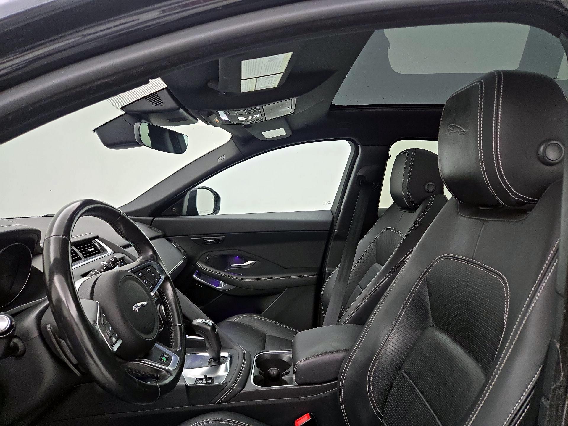 Thumbnail: 2020 Jaguar E-Pace - 20