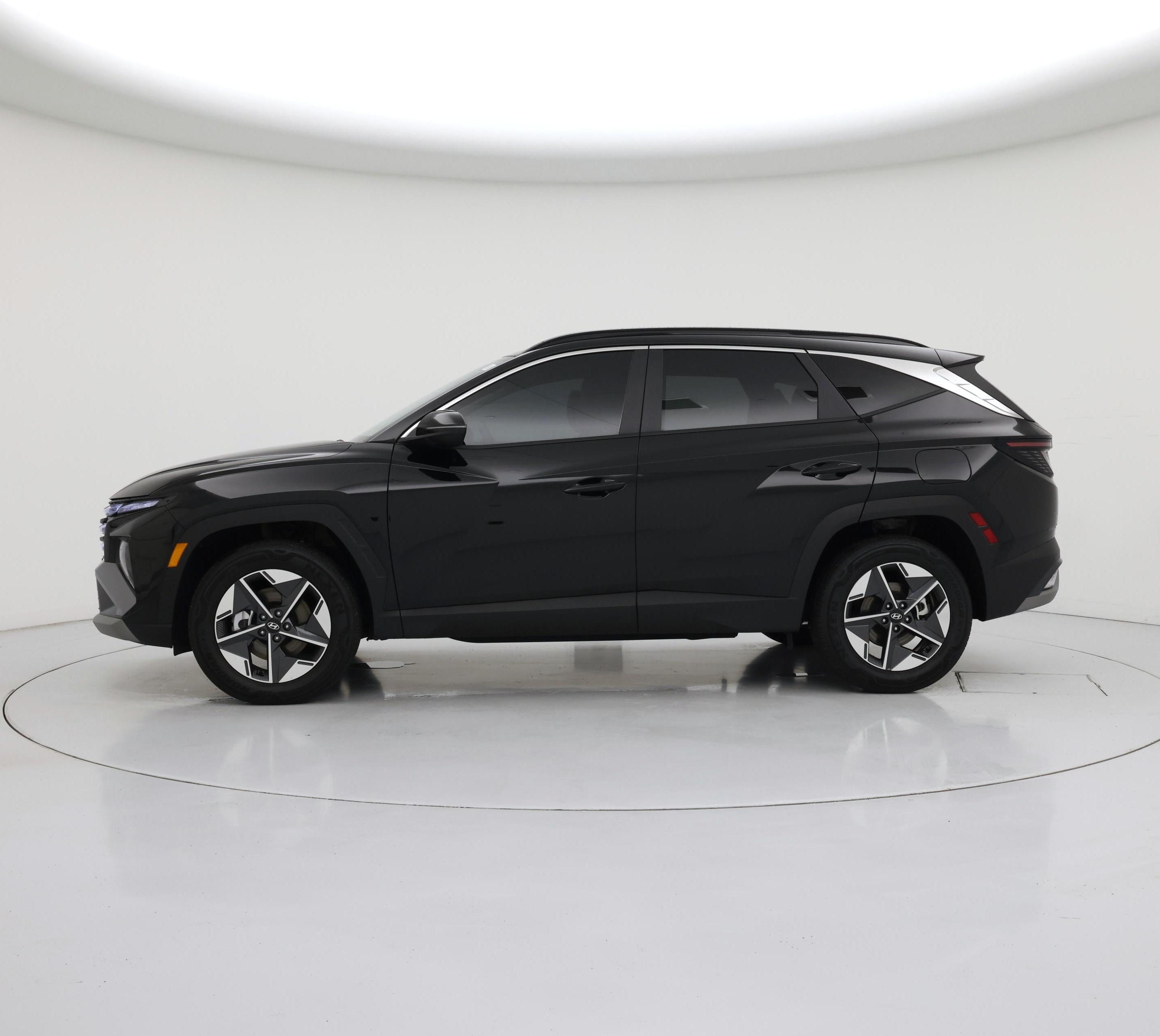Thumbnail: 2025 Hyundai Tucson - 3