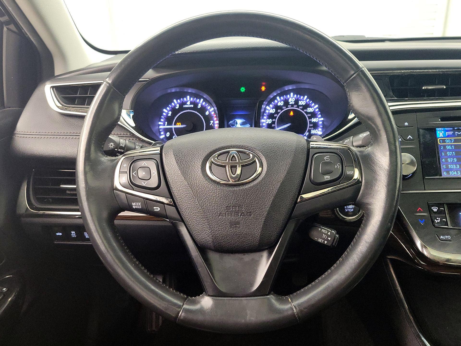 Thumbnail: 2014 Toyota Avalon - 10