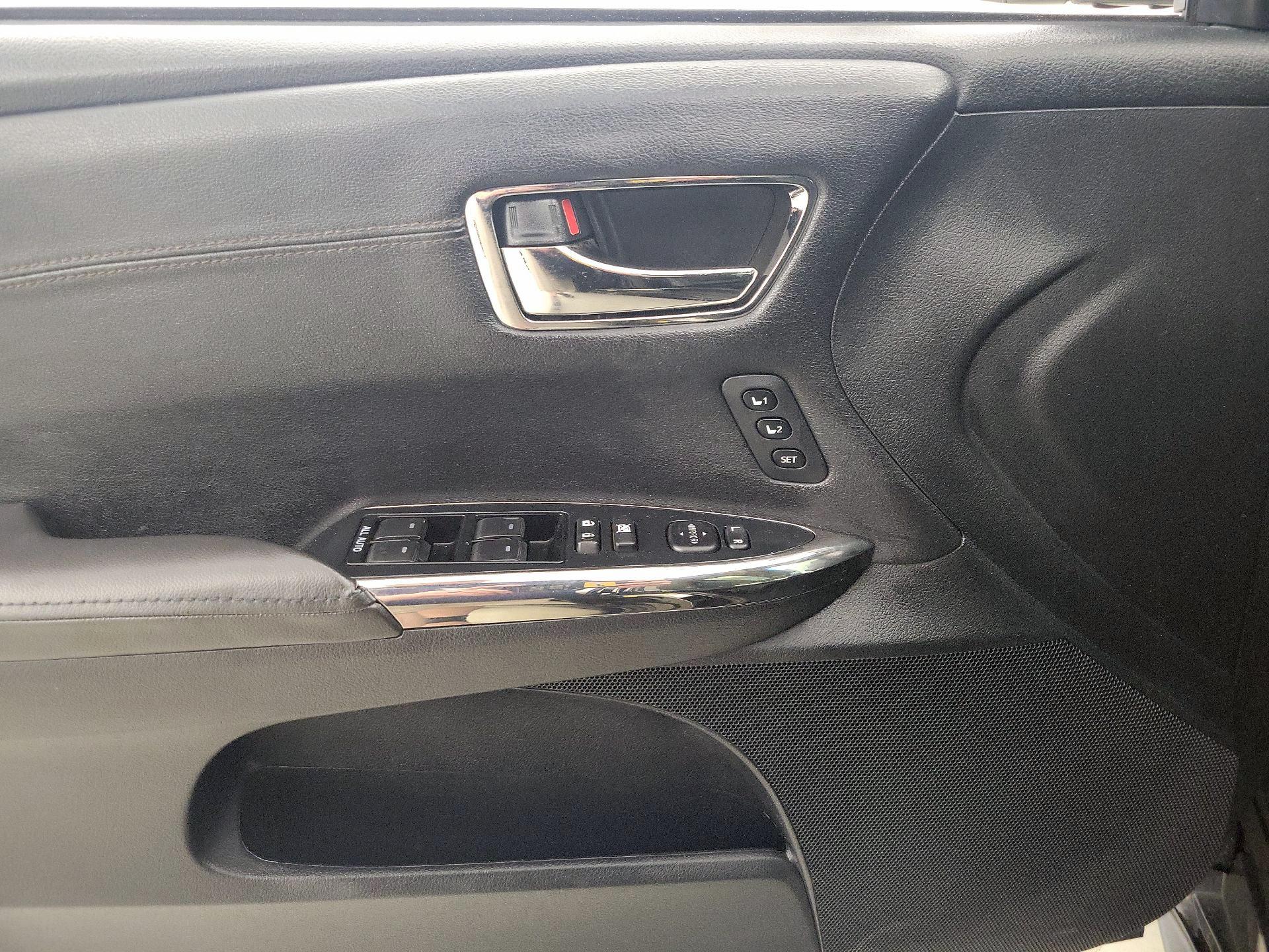 Thumbnail: 2014 Toyota Avalon - 12