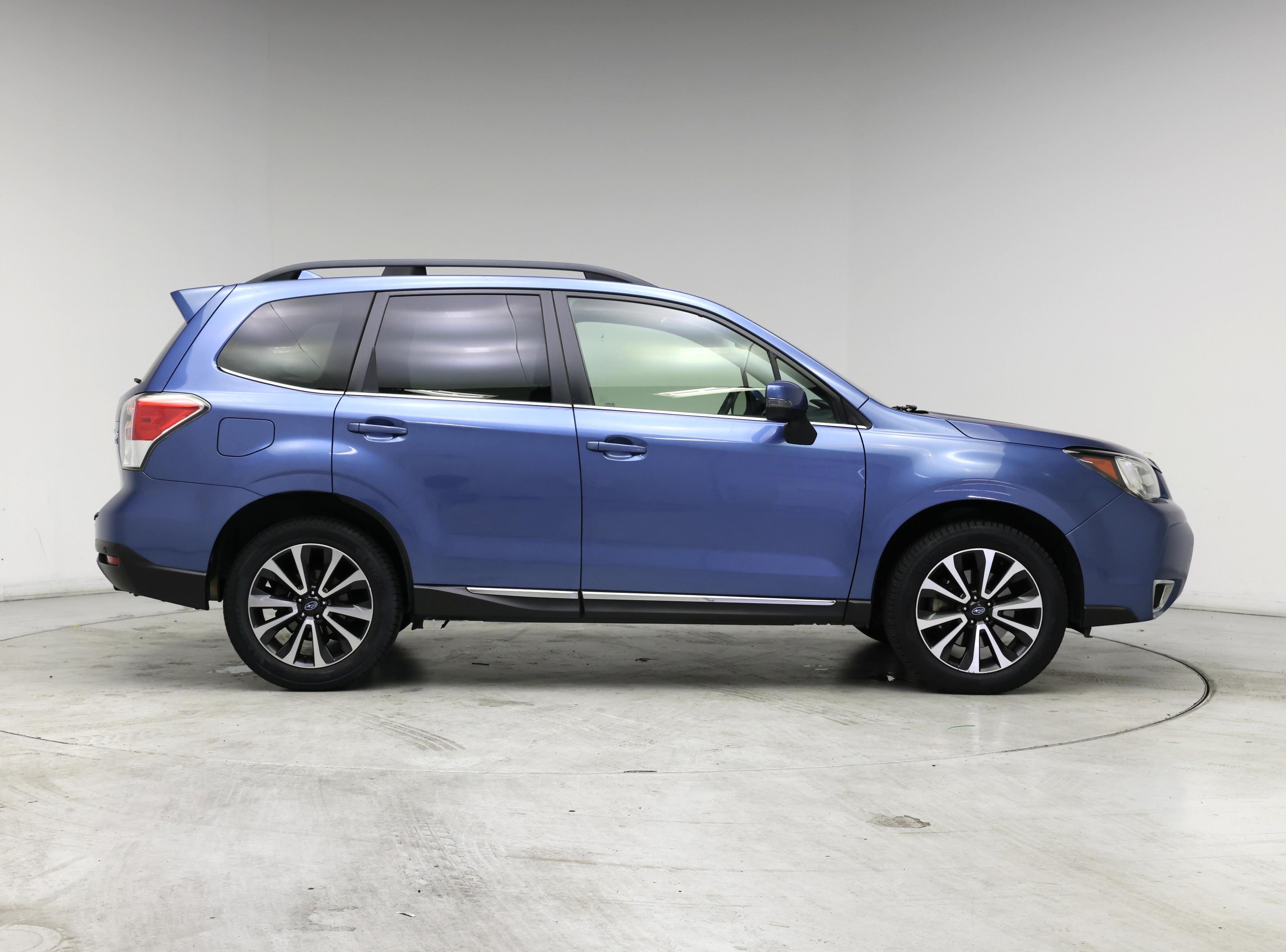 Thumbnail: 2017 Subaru Forester - 7
