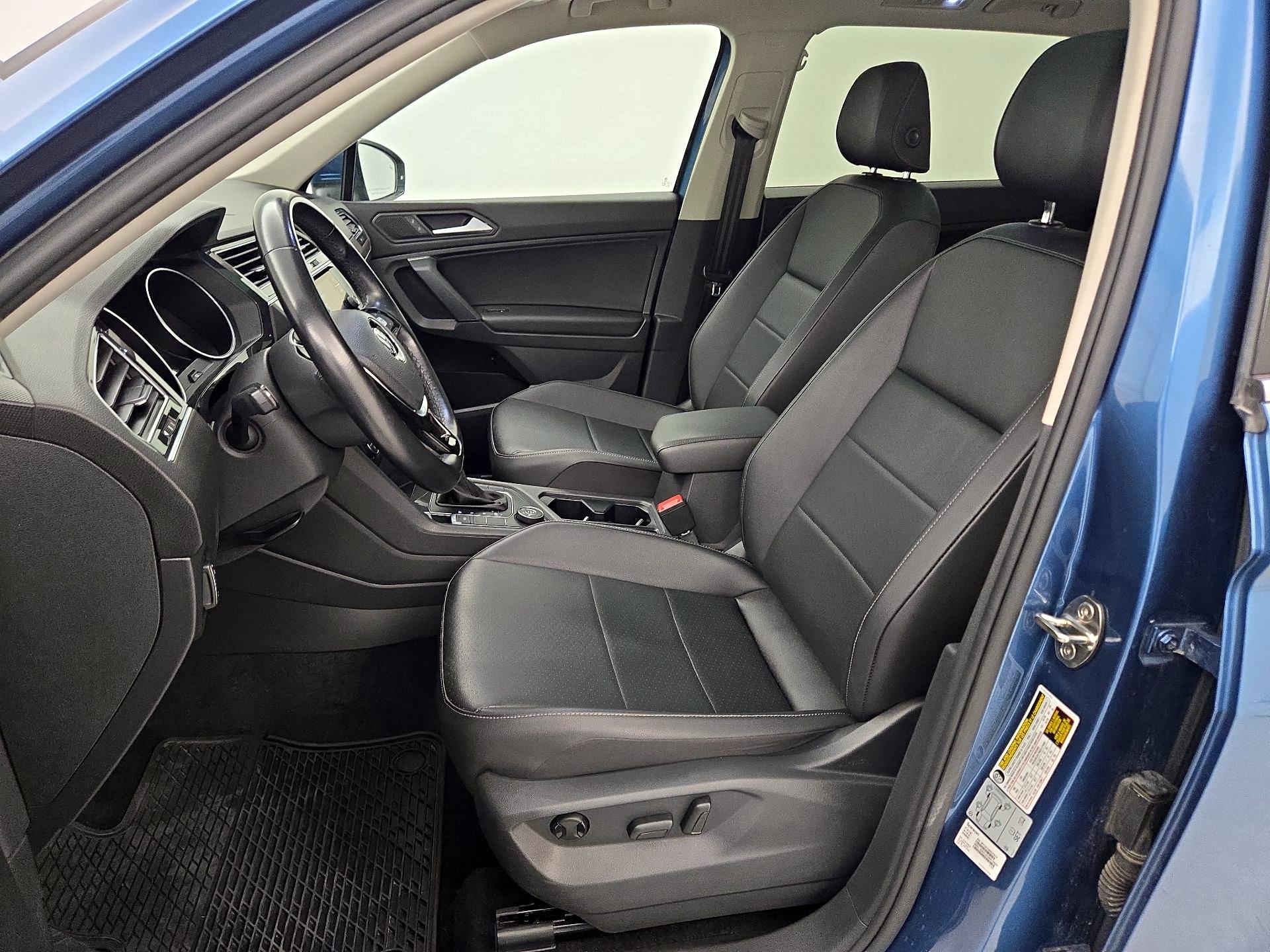 Thumbnail: 2019 Volkswagen Tiguan - 11