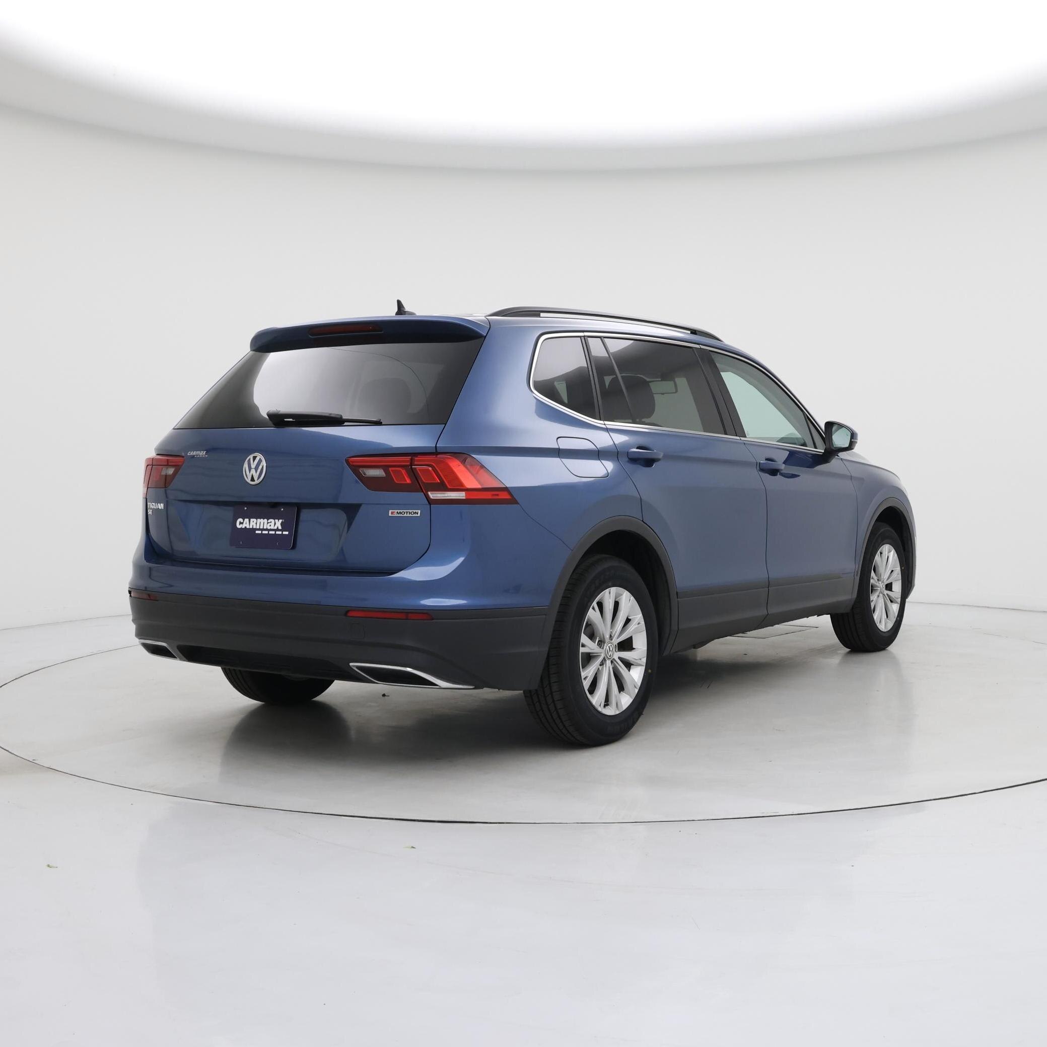Thumbnail: 2019 Volkswagen Tiguan - 8