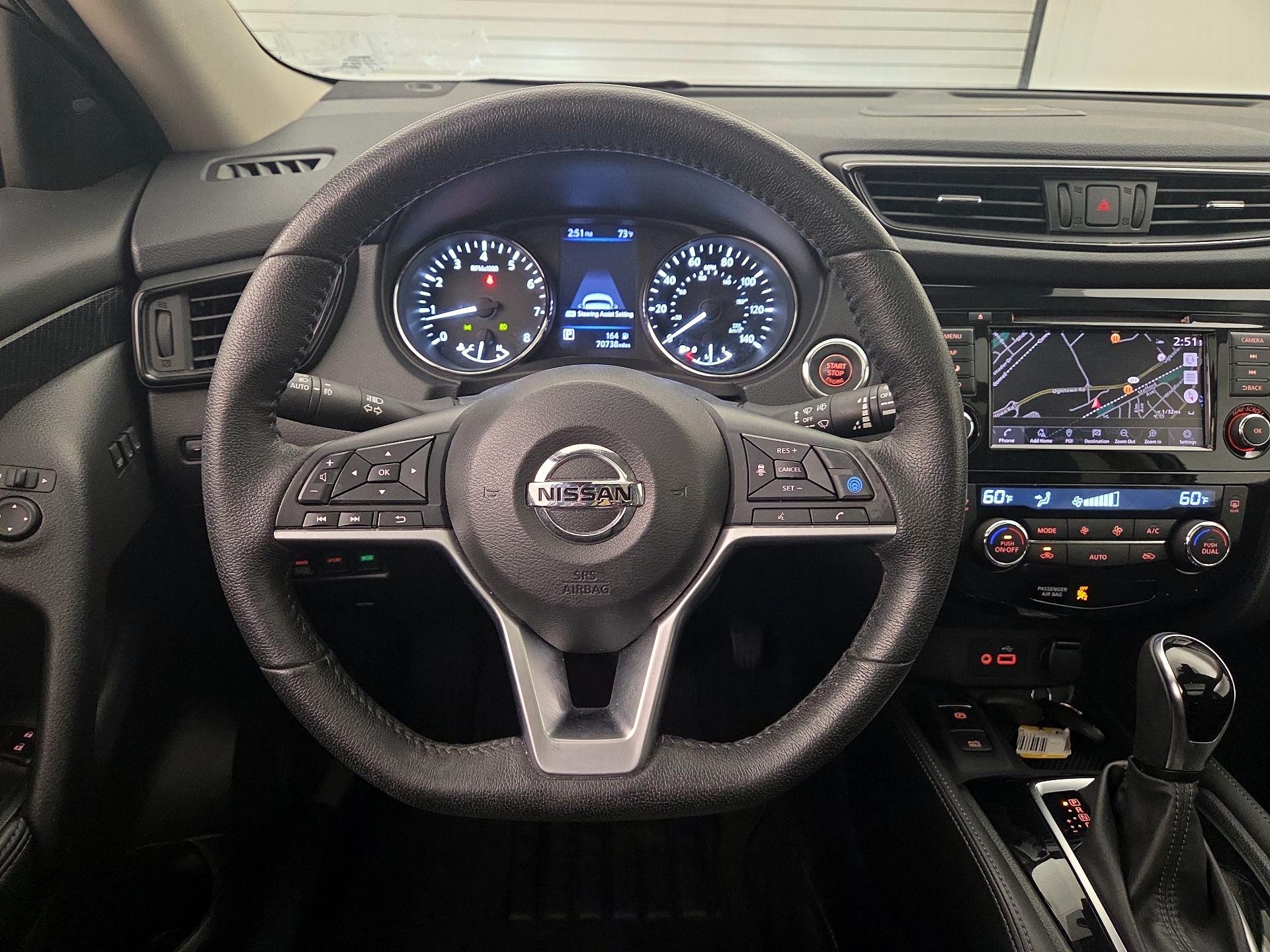 Thumbnail: 2019 Nissan Rogue - 10