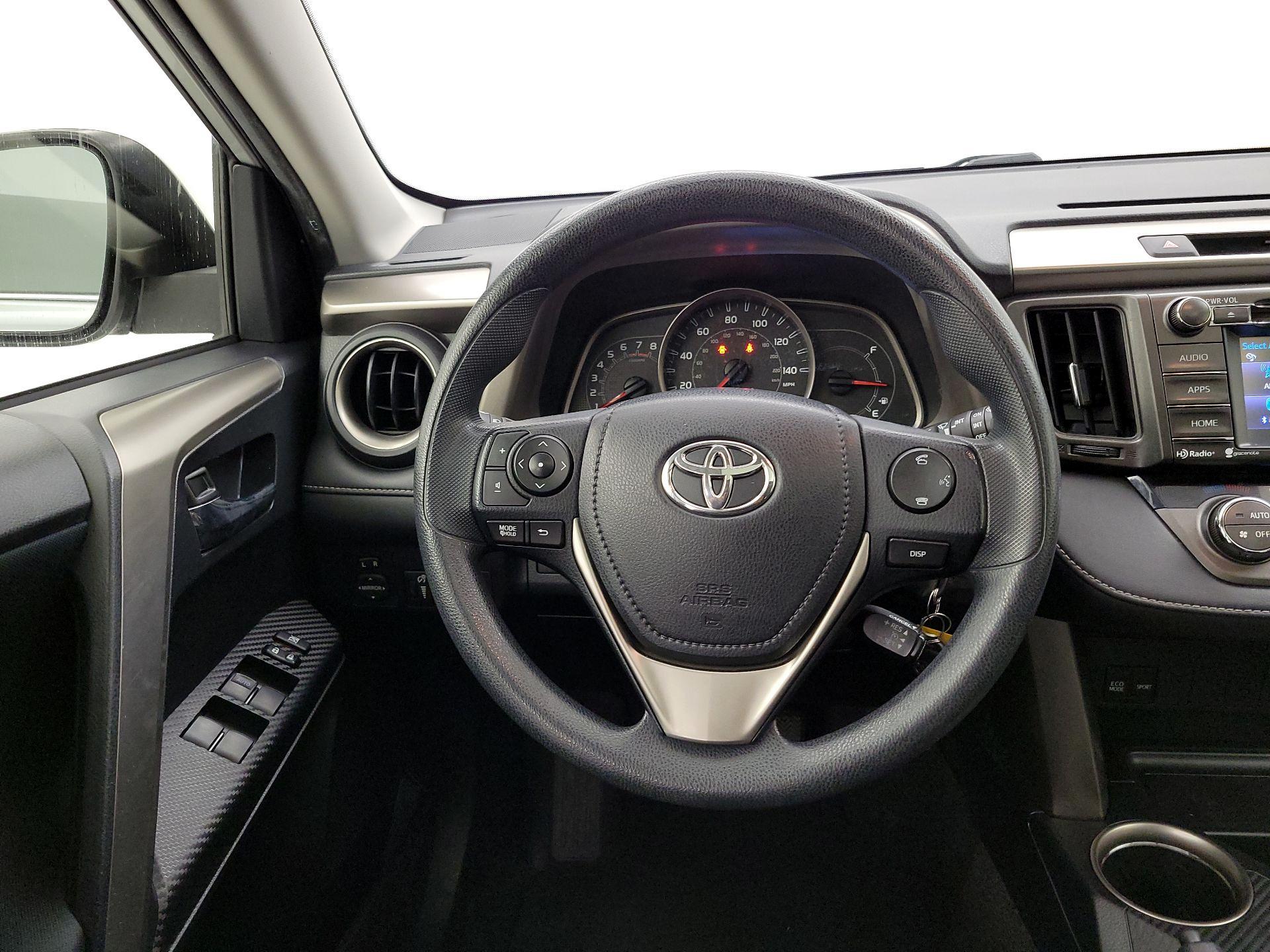 Thumbnail: 2014 Toyota RAV4 - 10