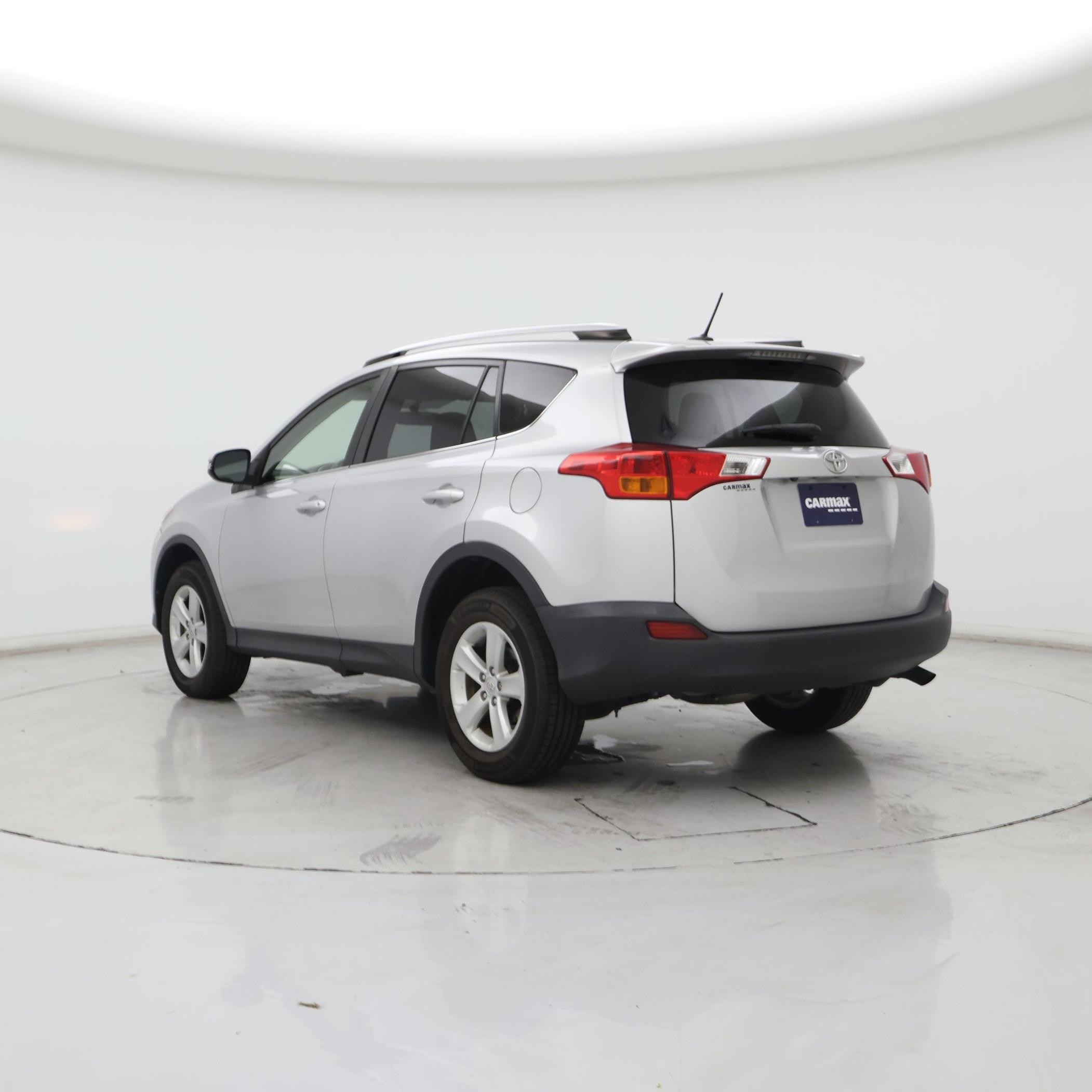 Thumbnail: 2014 Toyota RAV4 - 2