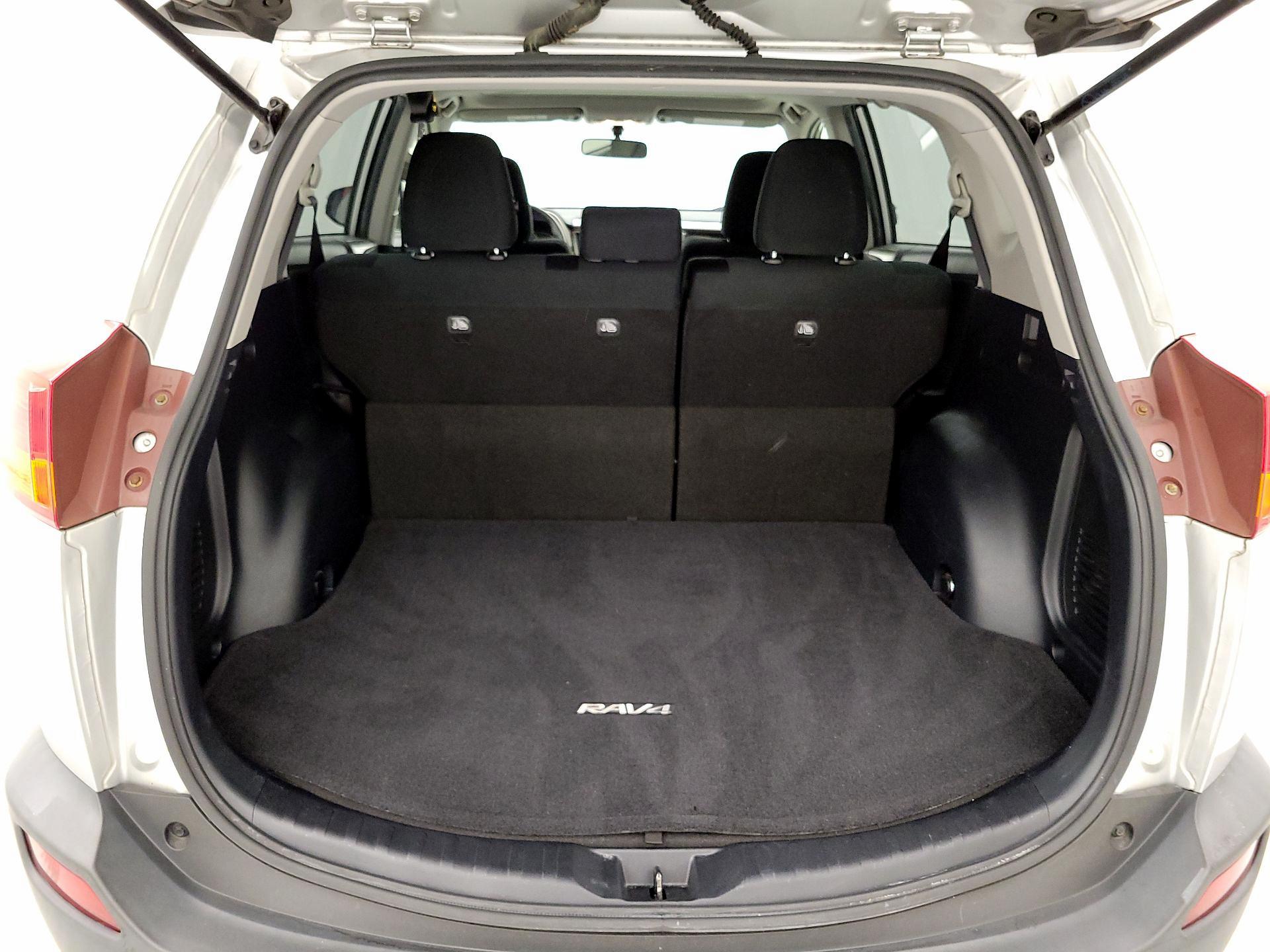 Thumbnail: 2014 Toyota RAV4 - 20
