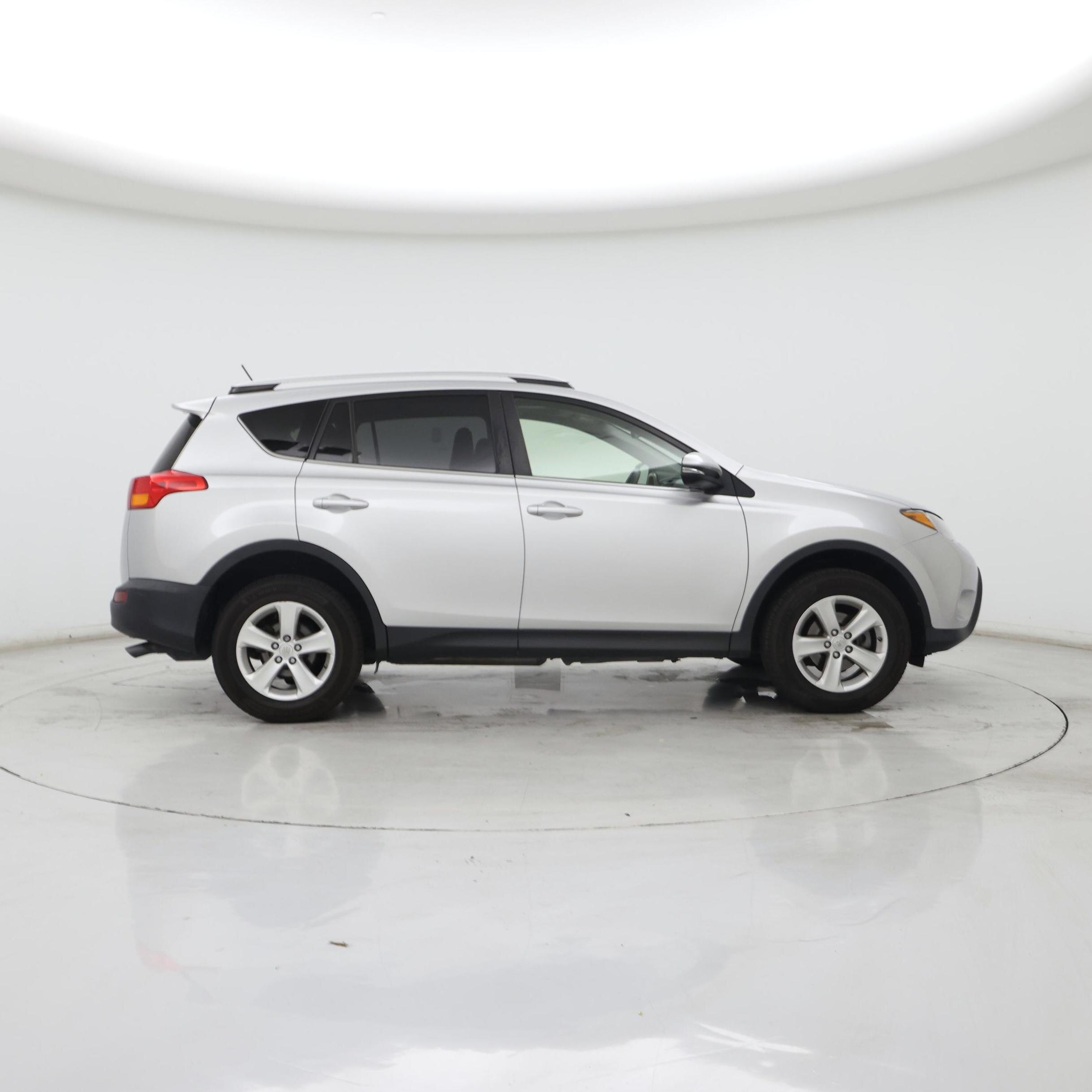 Thumbnail: 2014 Toyota RAV4 - 7